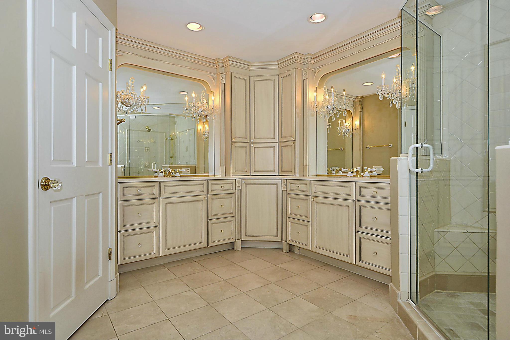 OLDE SWINKS MILL ESTATES - Residential