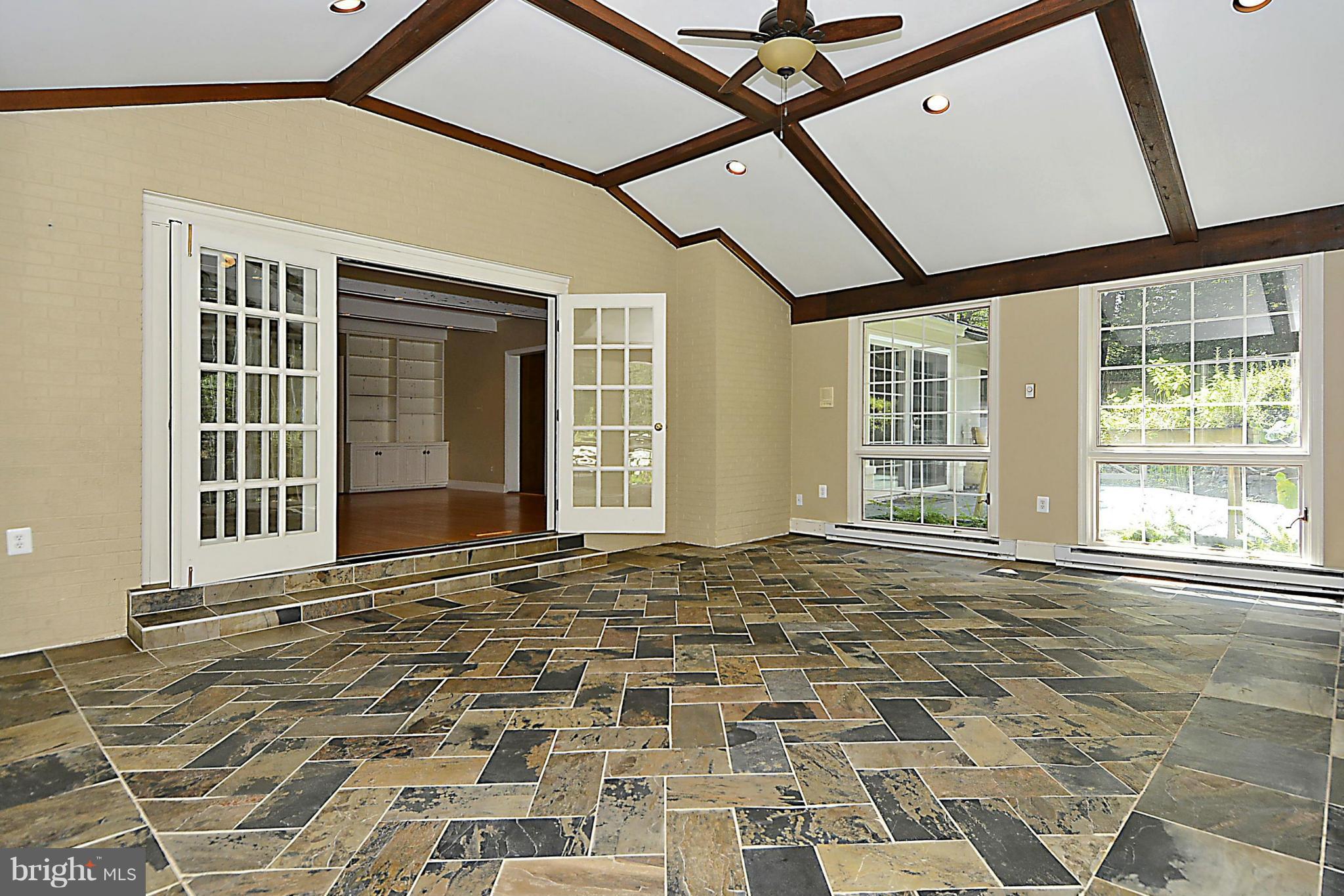 OLDE SWINKS MILL ESTATES - Residential