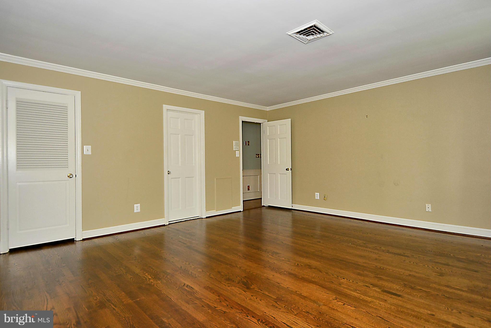 OLDE SWINKS MILL ESTATES - Residential