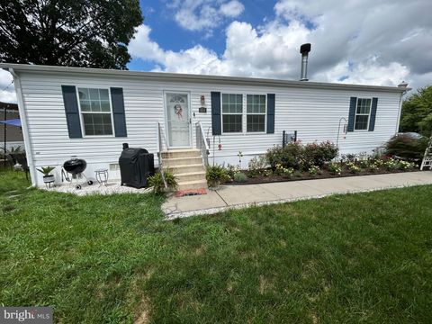 Apartment For Sale - 814 North Street<br/> JACKSON, NJ 08527