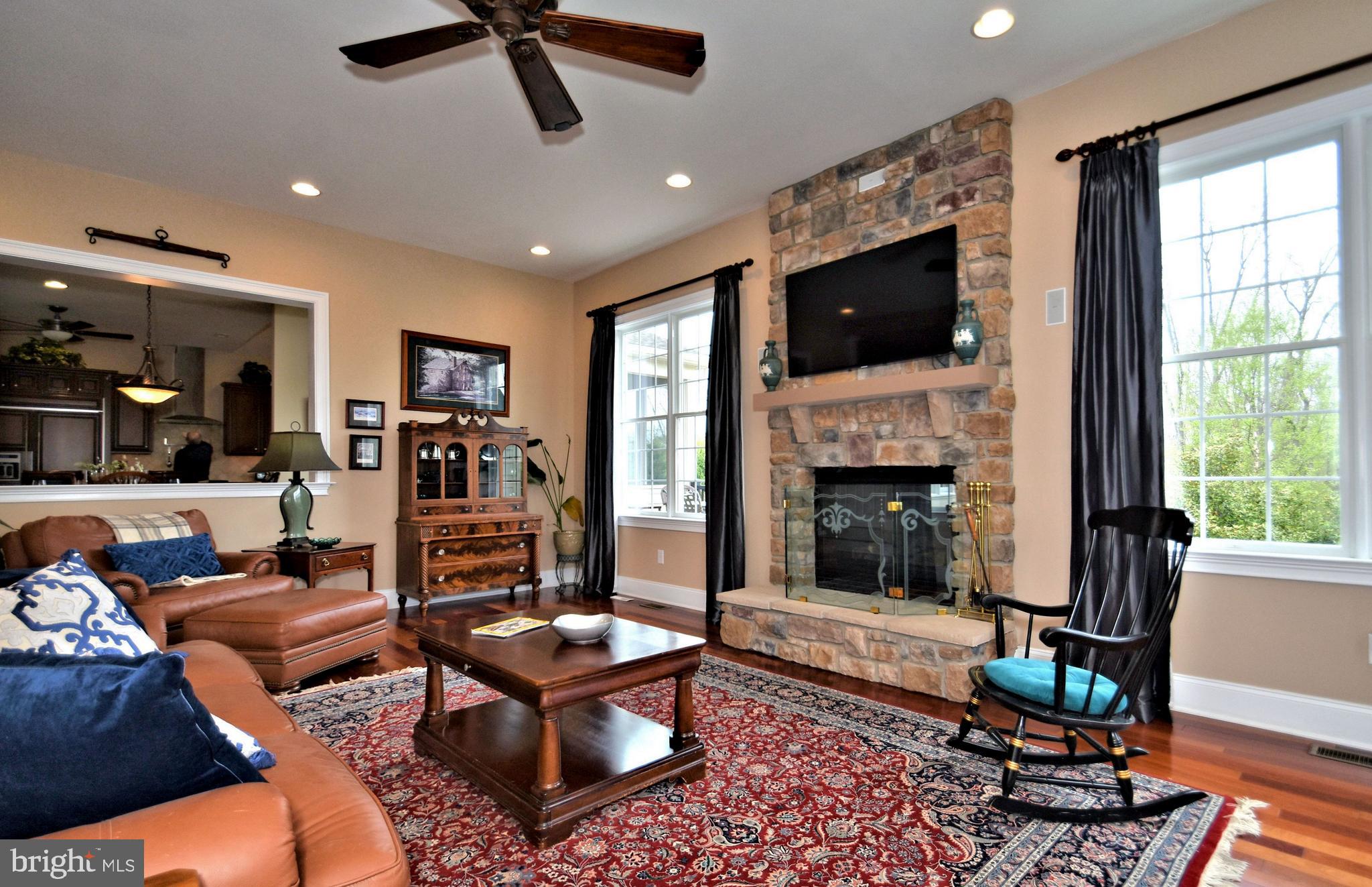 DUTCHESS FARM ESTS - Residential