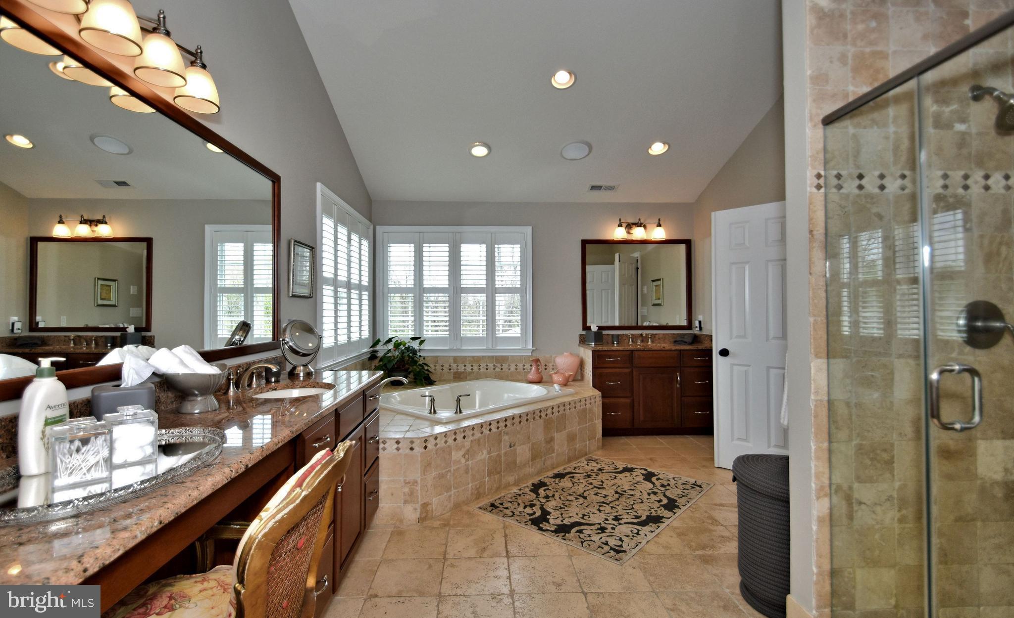 DUTCHESS FARM ESTS - Residential