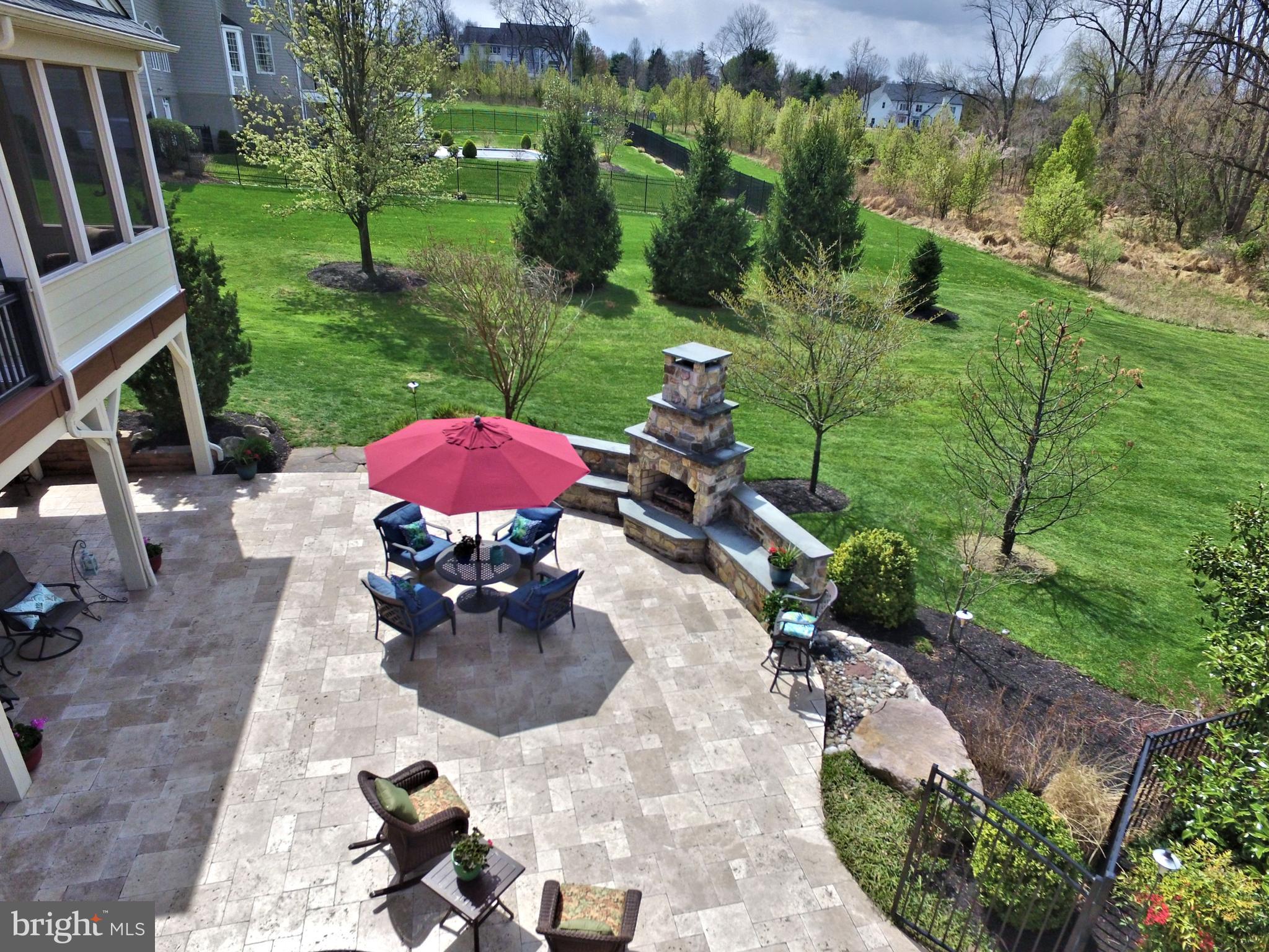 DUTCHESS FARM ESTS - Residential