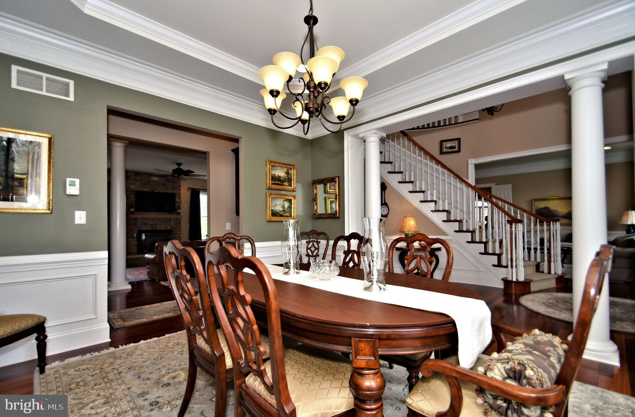 DUTCHESS FARM ESTS - Residential