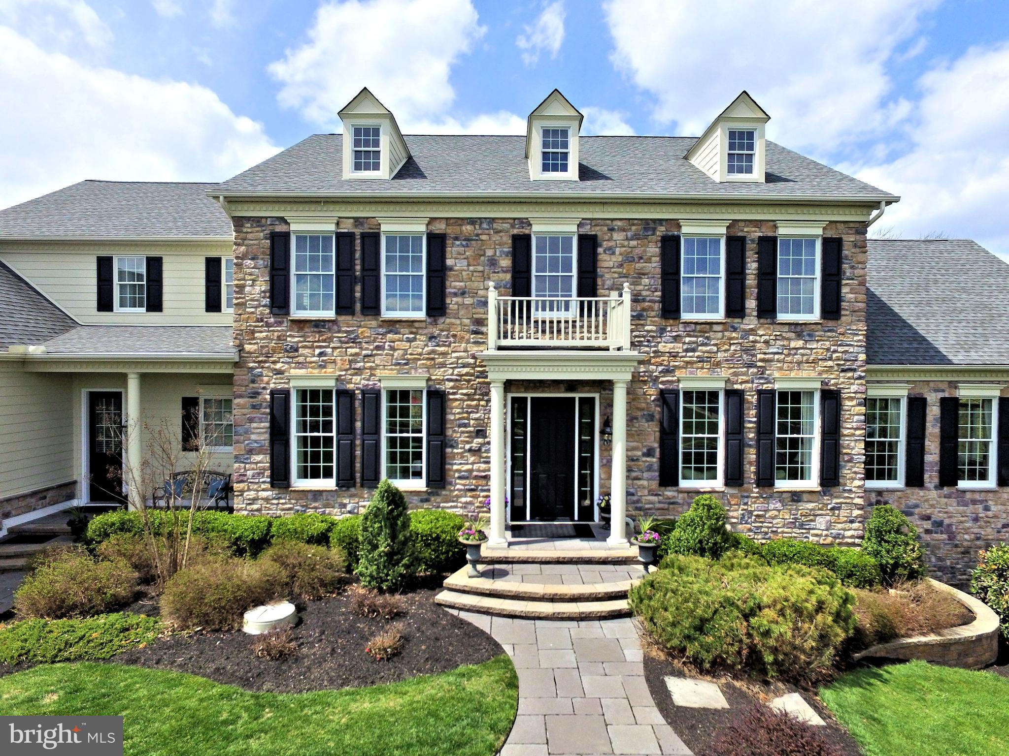 DUTCHESS FARM ESTS - Residential