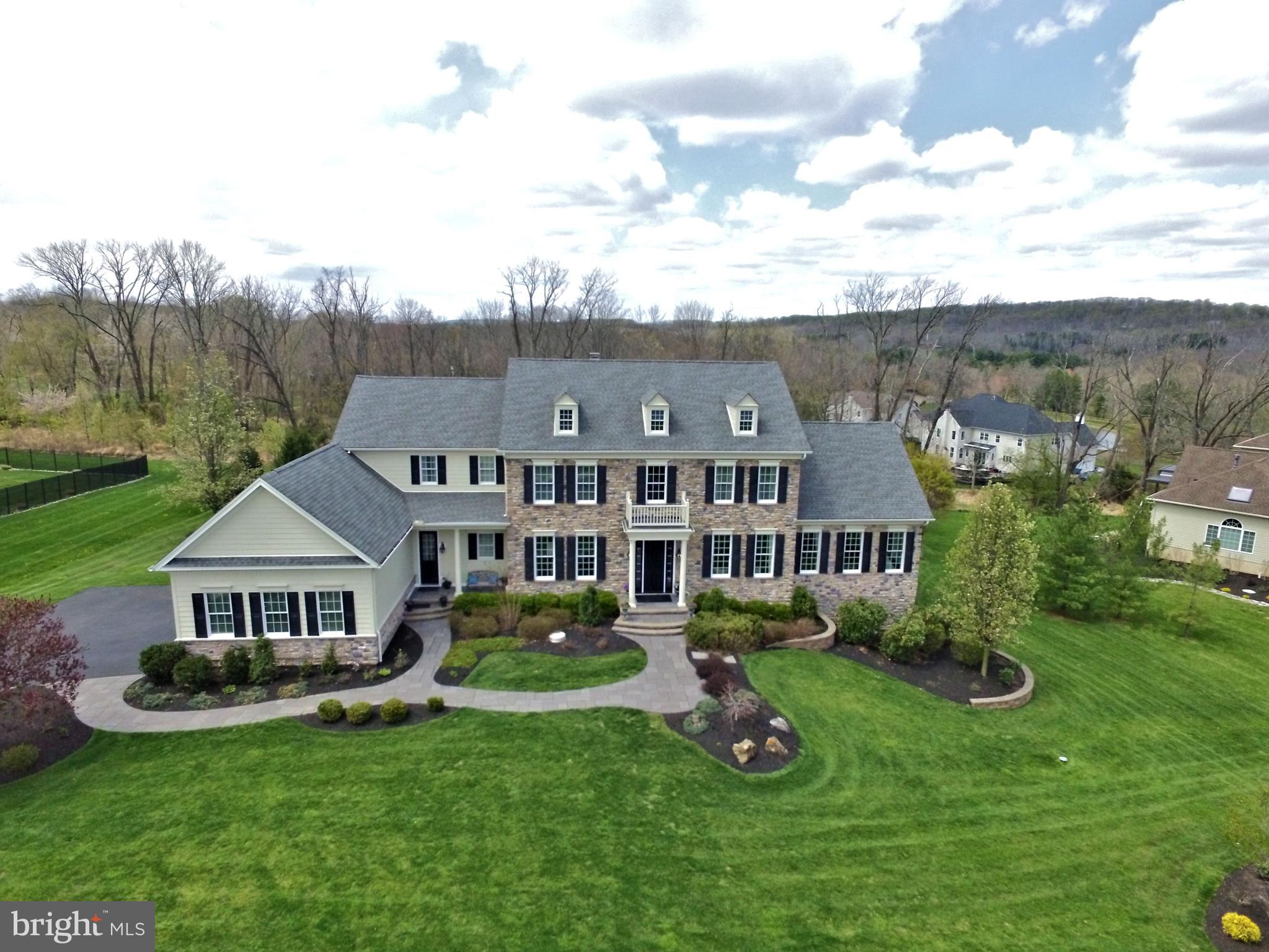 DUTCHESS FARM ESTS - Residential