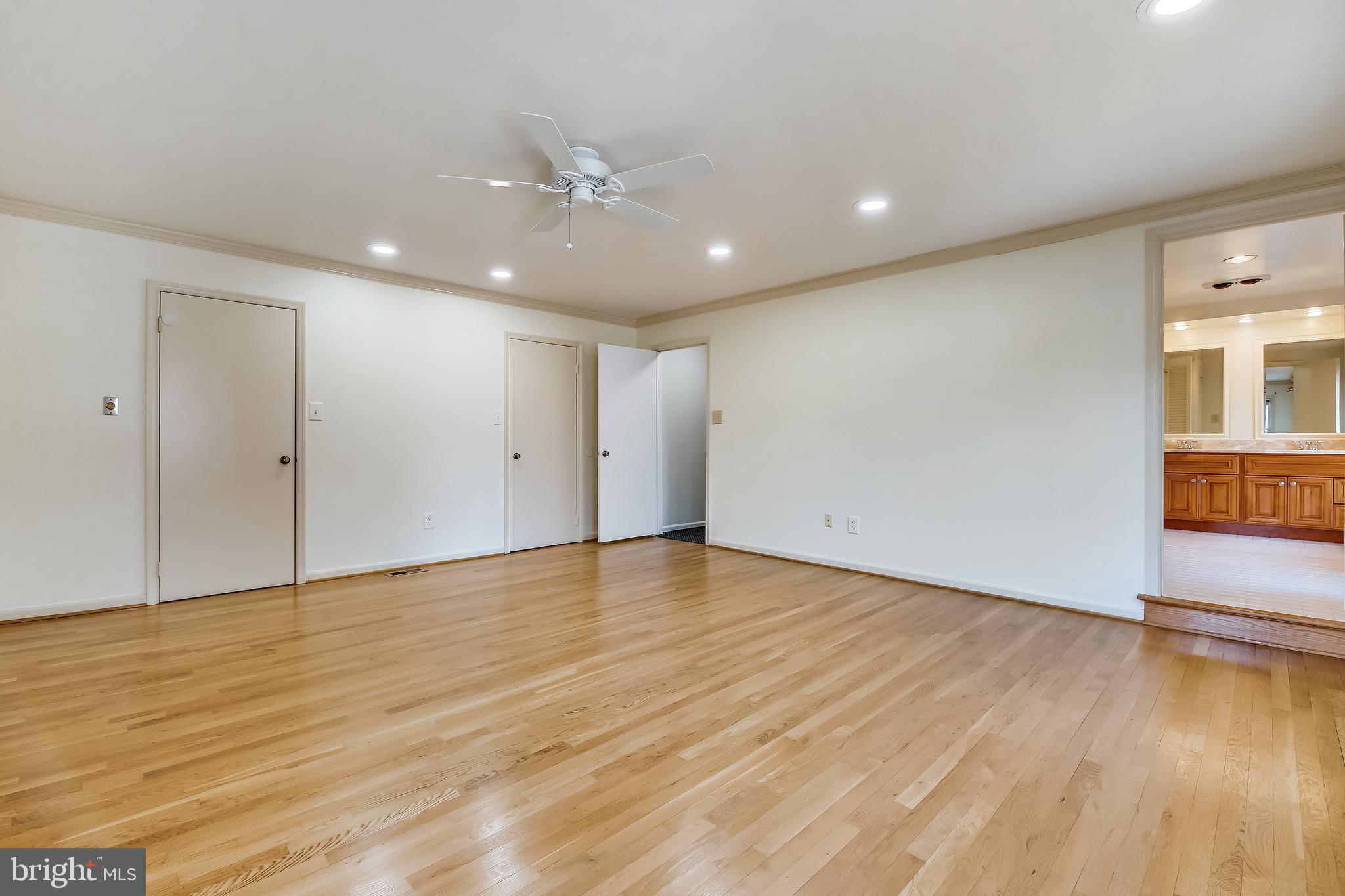 FALLSREACH - Residential Lease