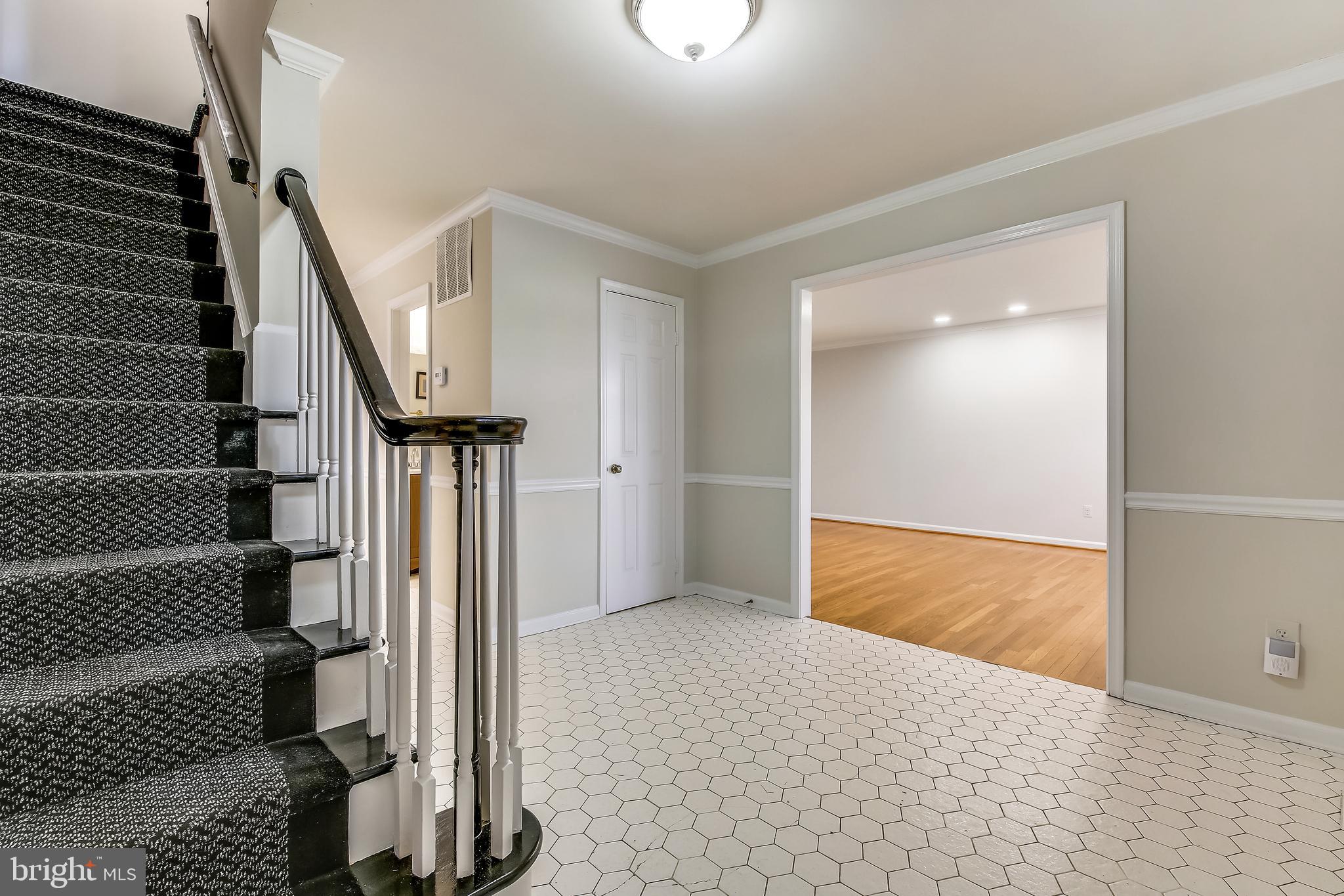 FALLSREACH - Residential Lease