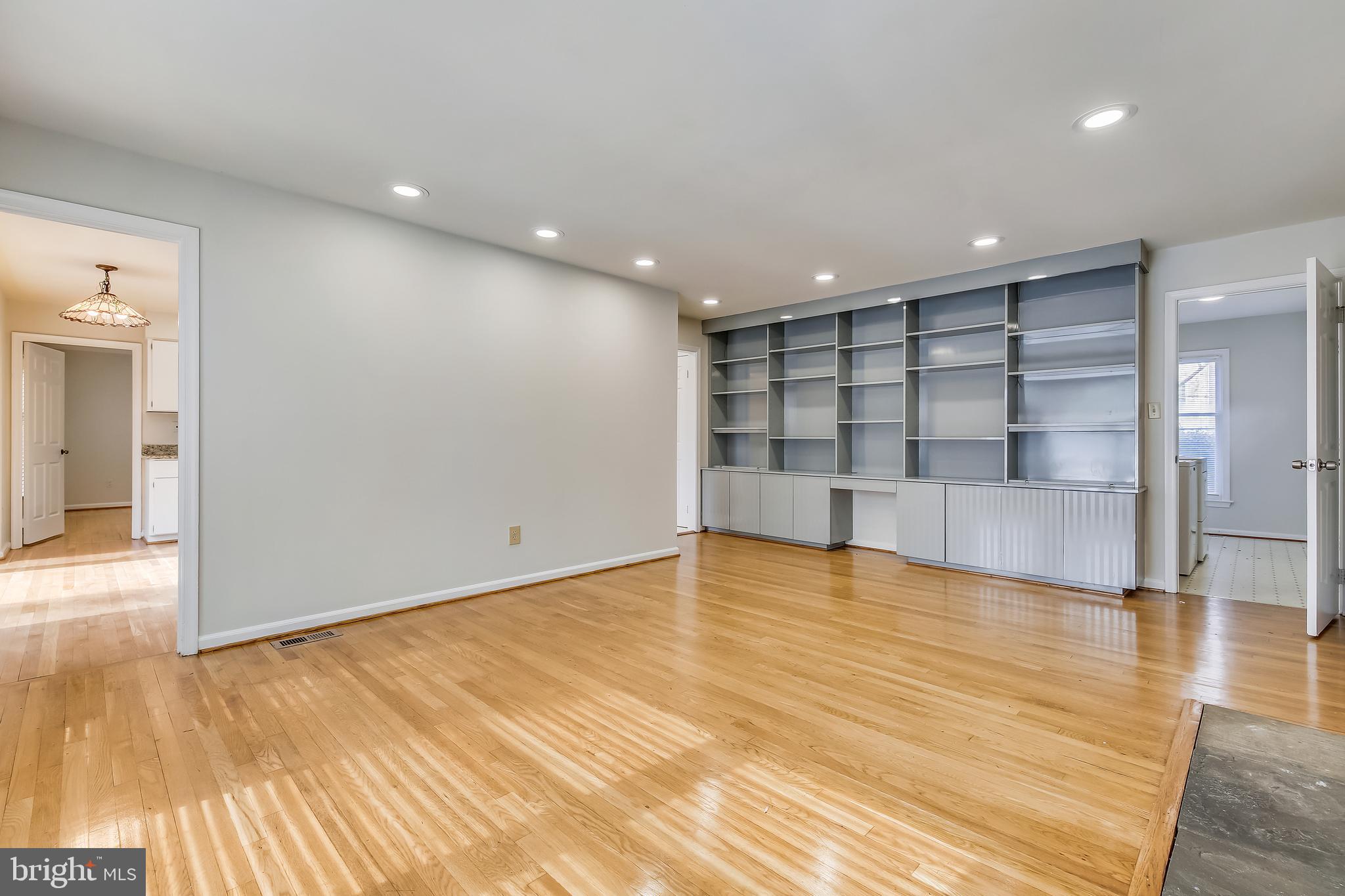 FALLSREACH - Residential Lease