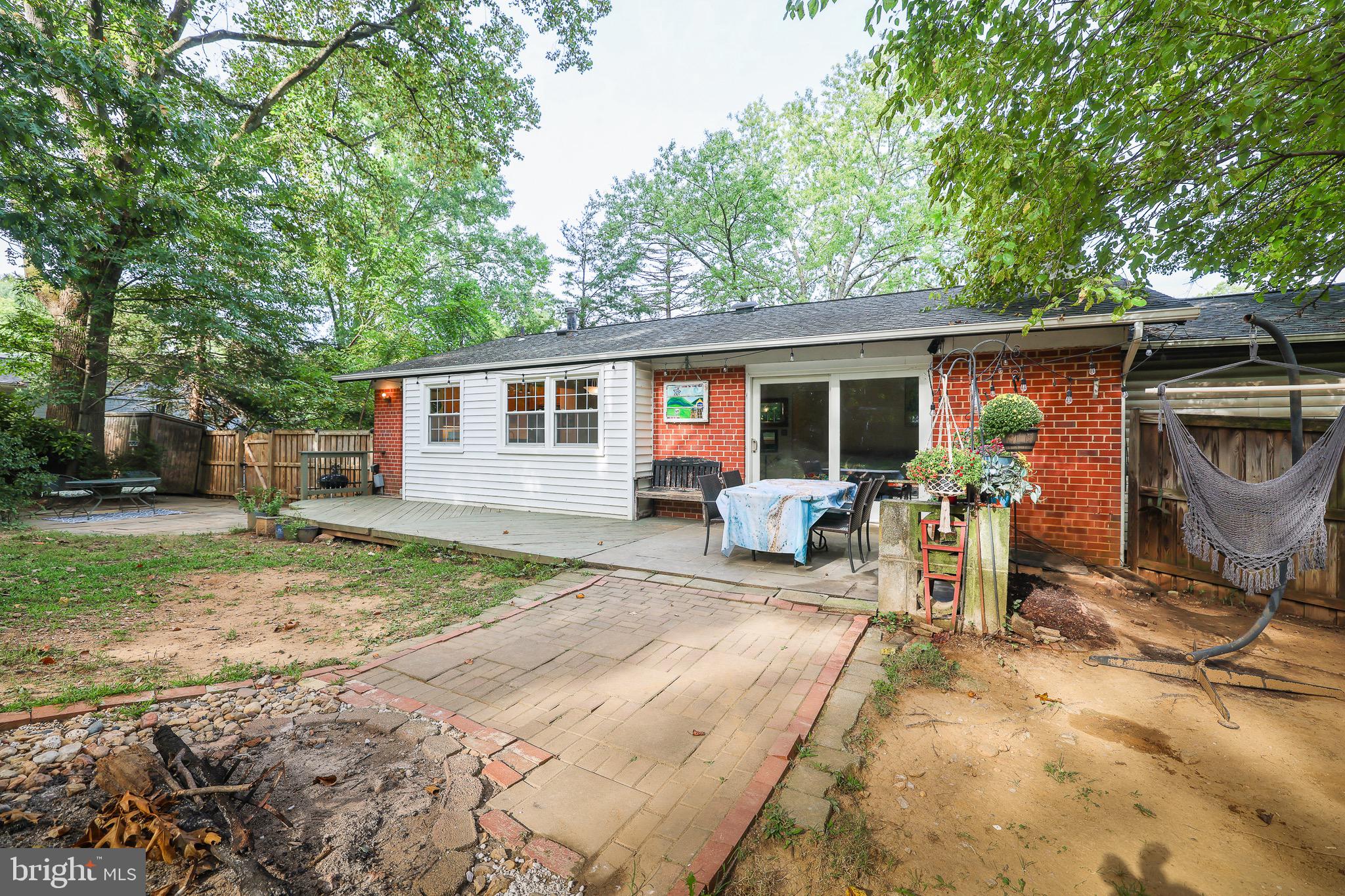 SLEEPY HOLLOW WOODS - Residential