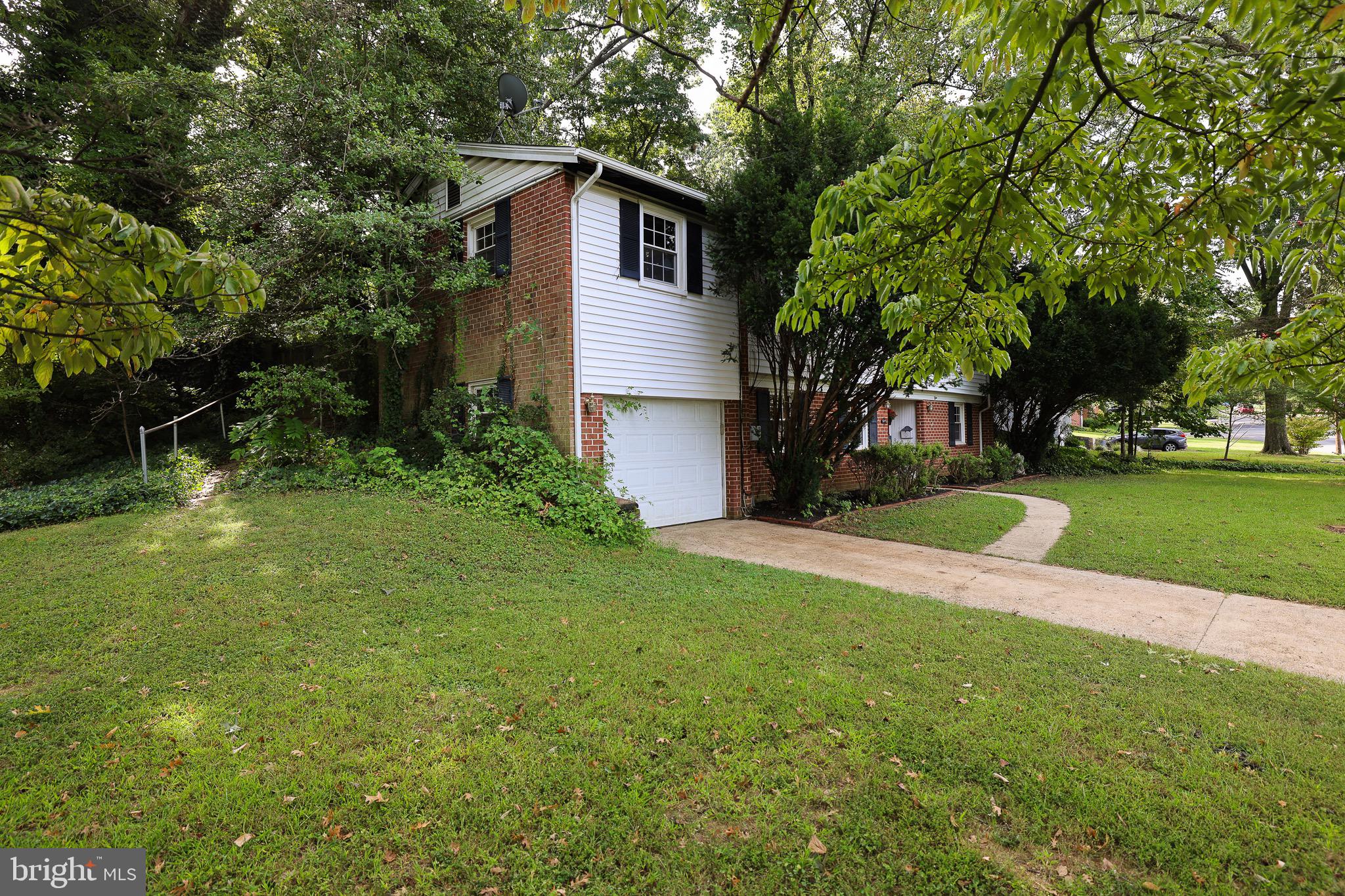 SLEEPY HOLLOW WOODS - Residential