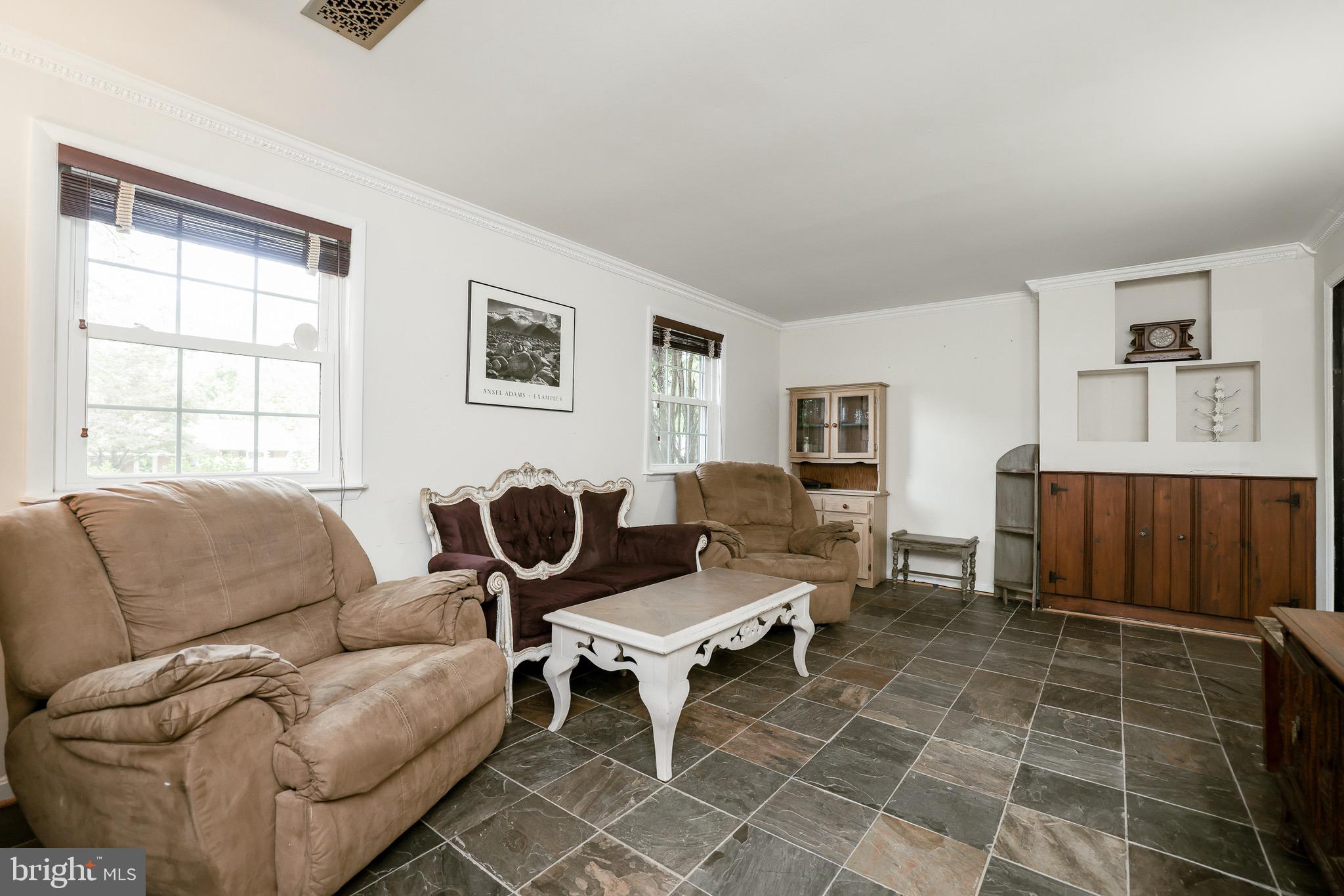 SLEEPY HOLLOW WOODS - Residential