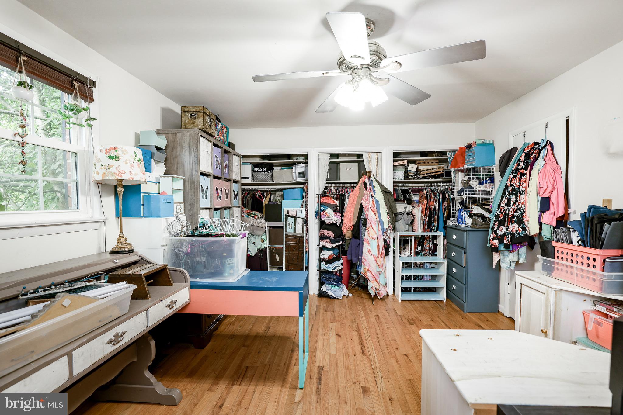 SLEEPY HOLLOW WOODS - Residential