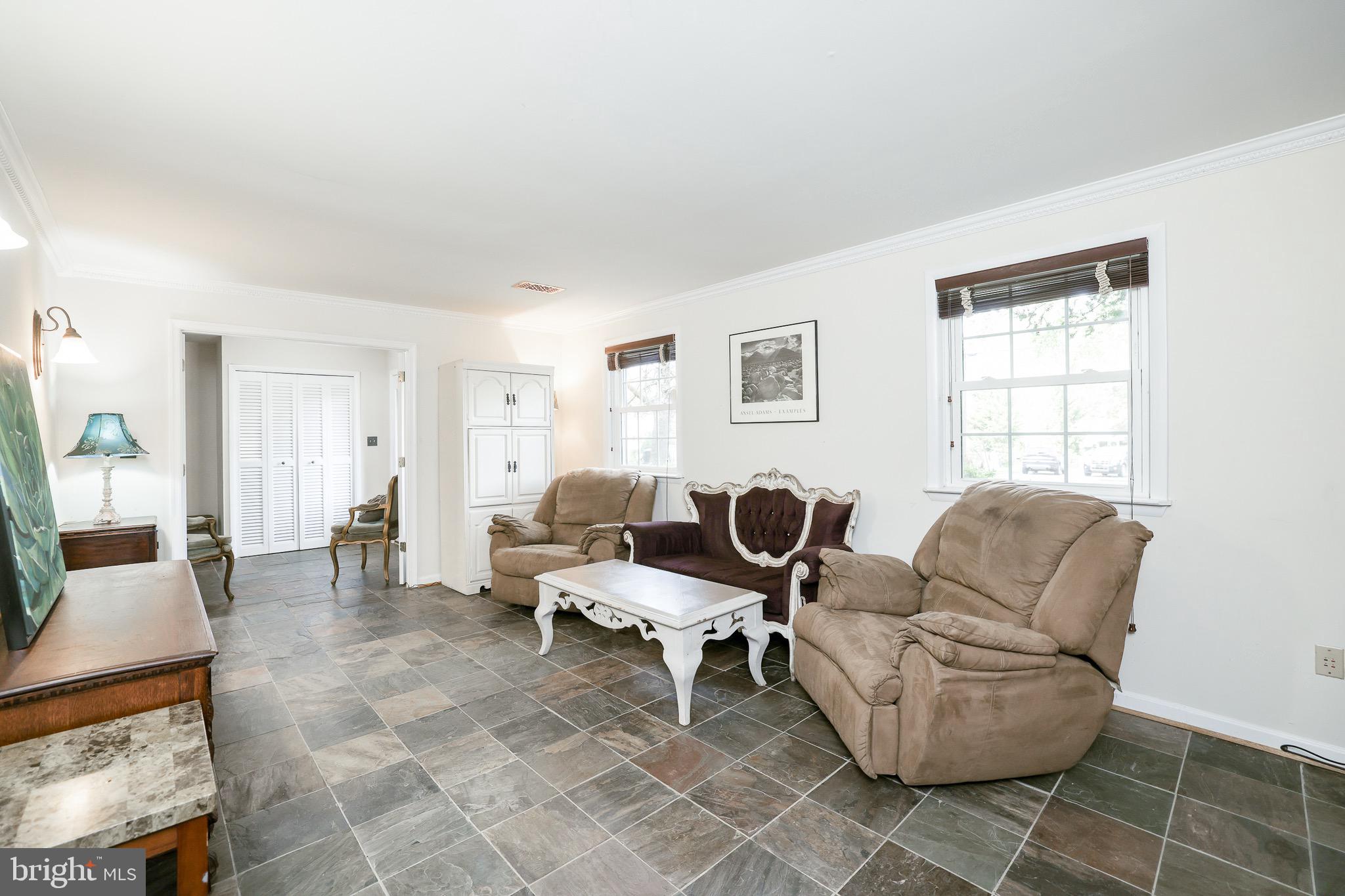 SLEEPY HOLLOW WOODS - Residential