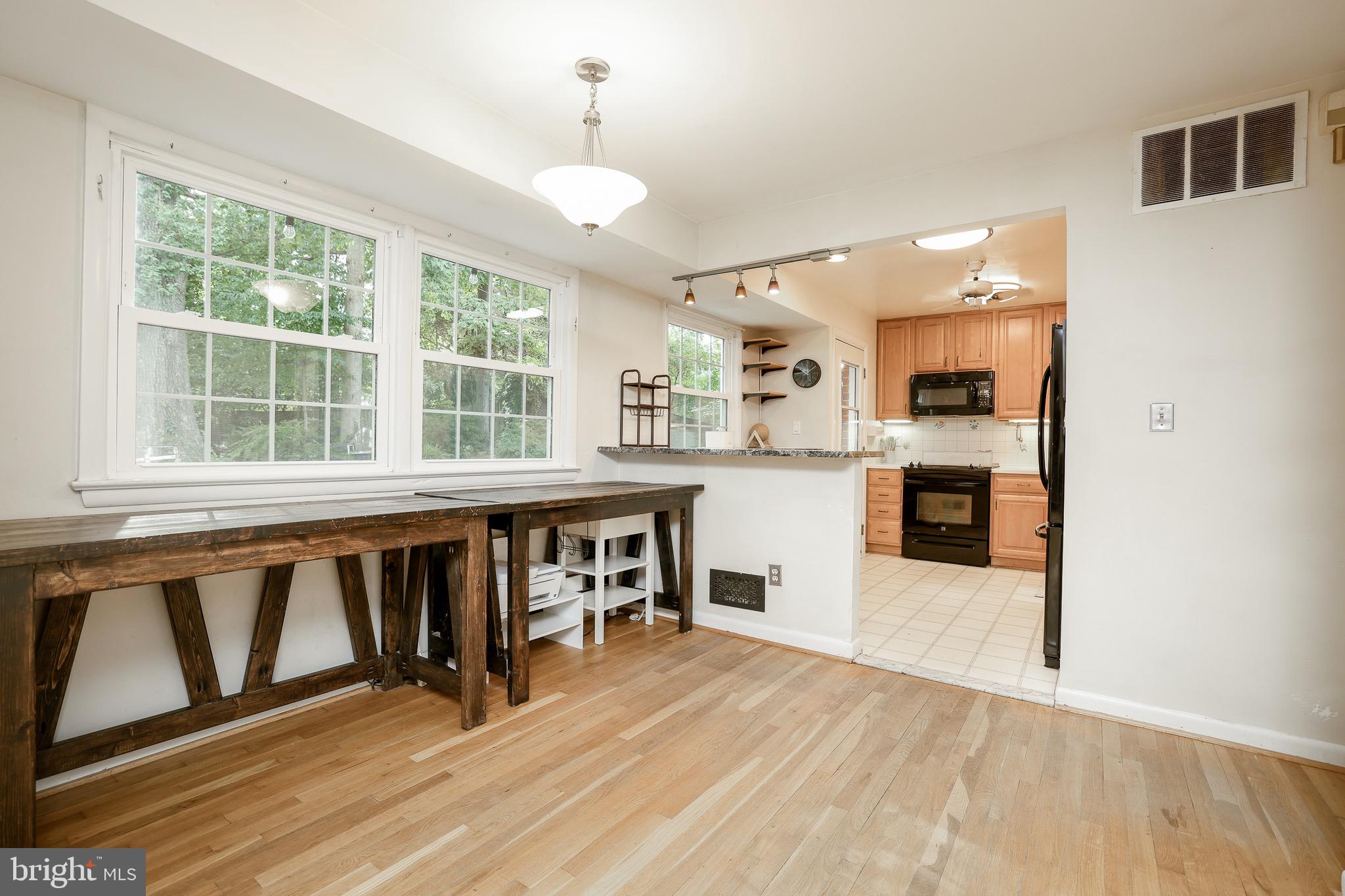 SLEEPY HOLLOW WOODS - Residential