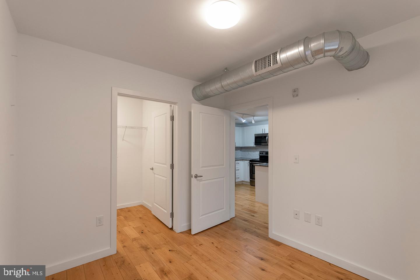 OLD CITY - Residential Lease