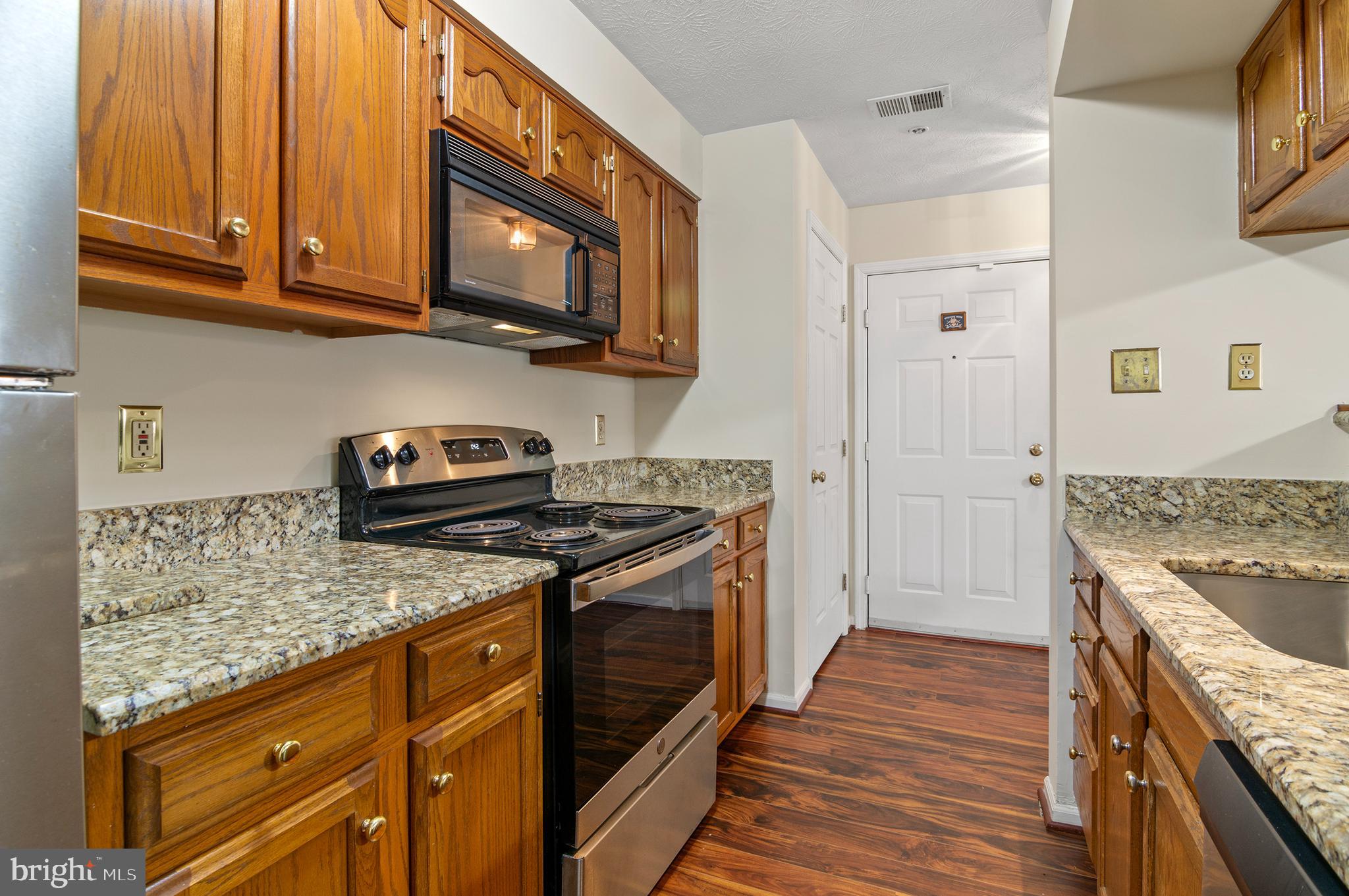 SOUTHFIELD CONDO - Residential