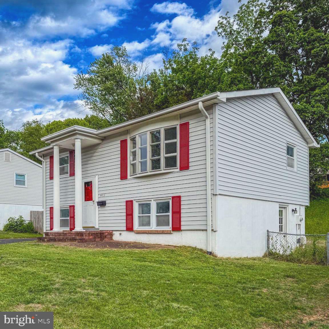 4413 KENWOOD DRIVE