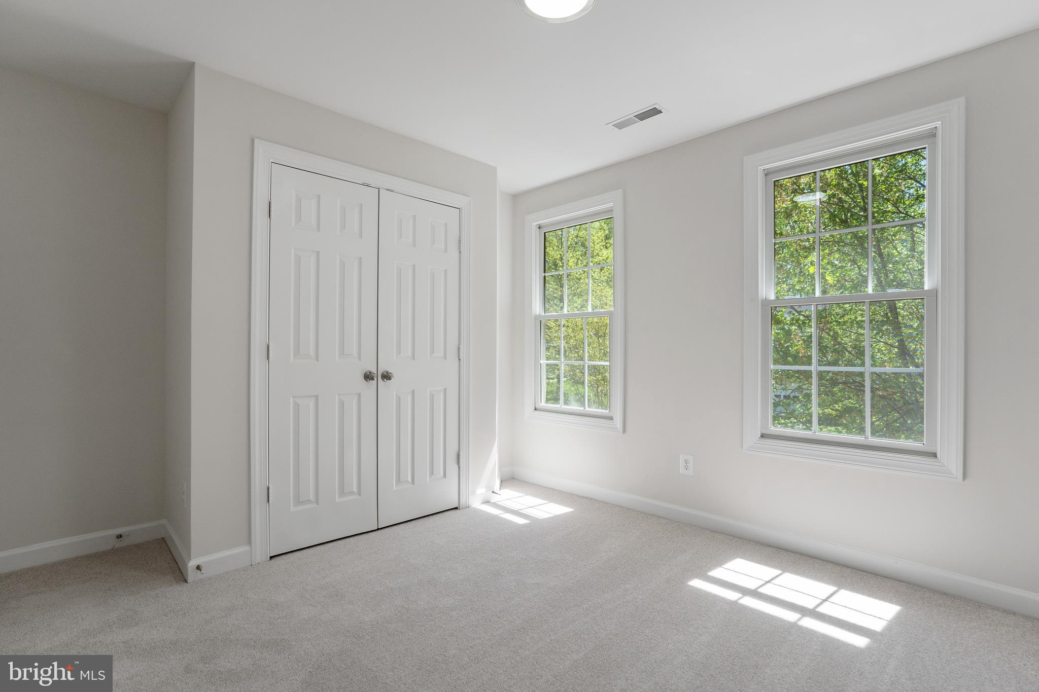 NEWPORT - Residential
