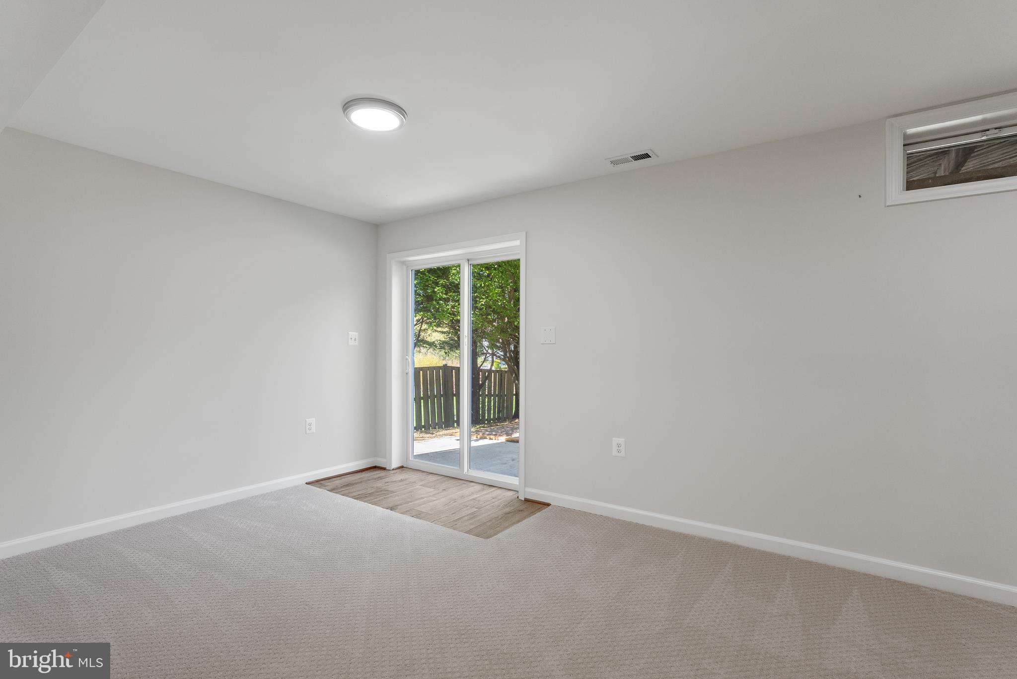 NEWPORT - Residential