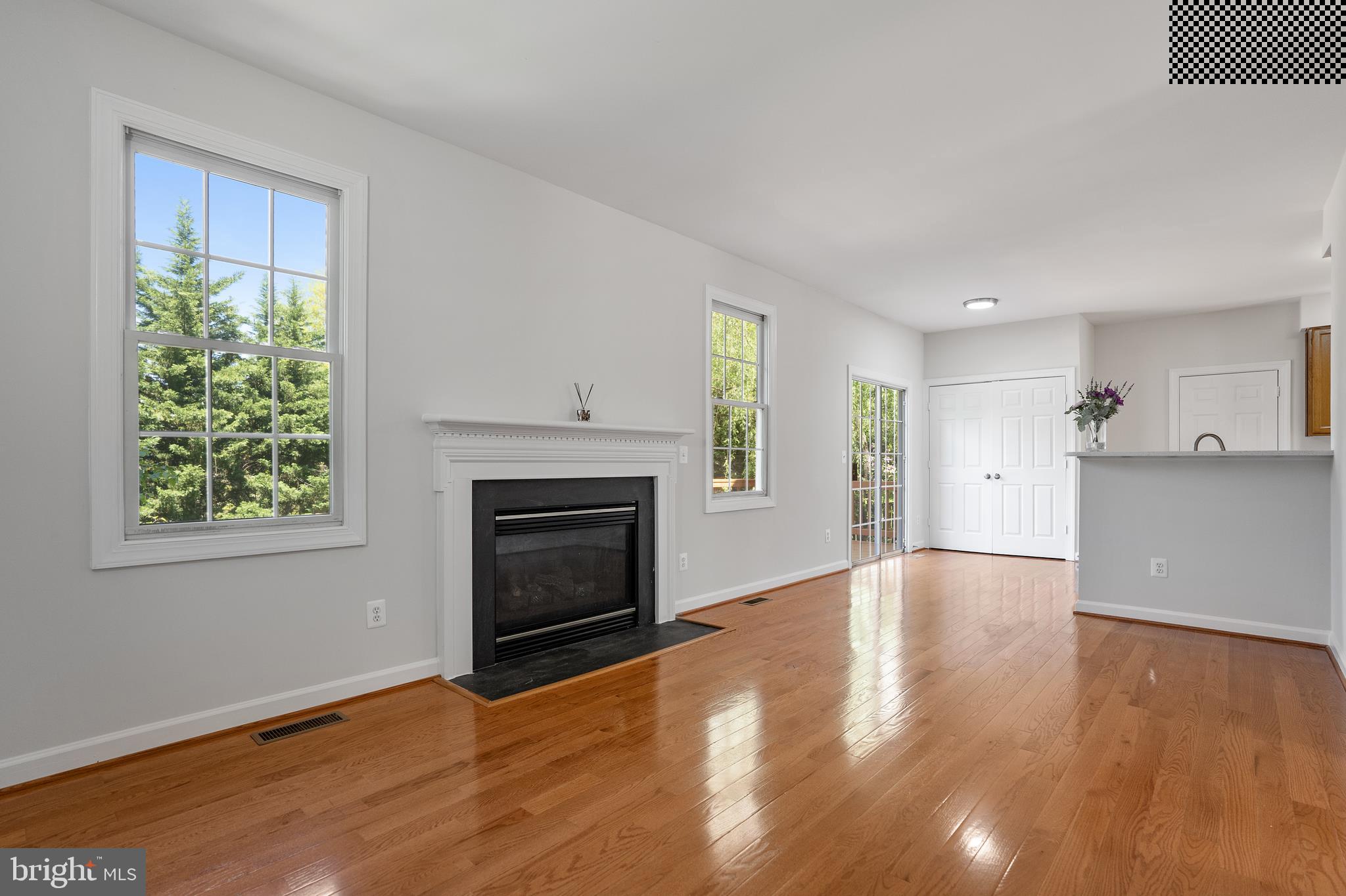 NEWPORT - Residential