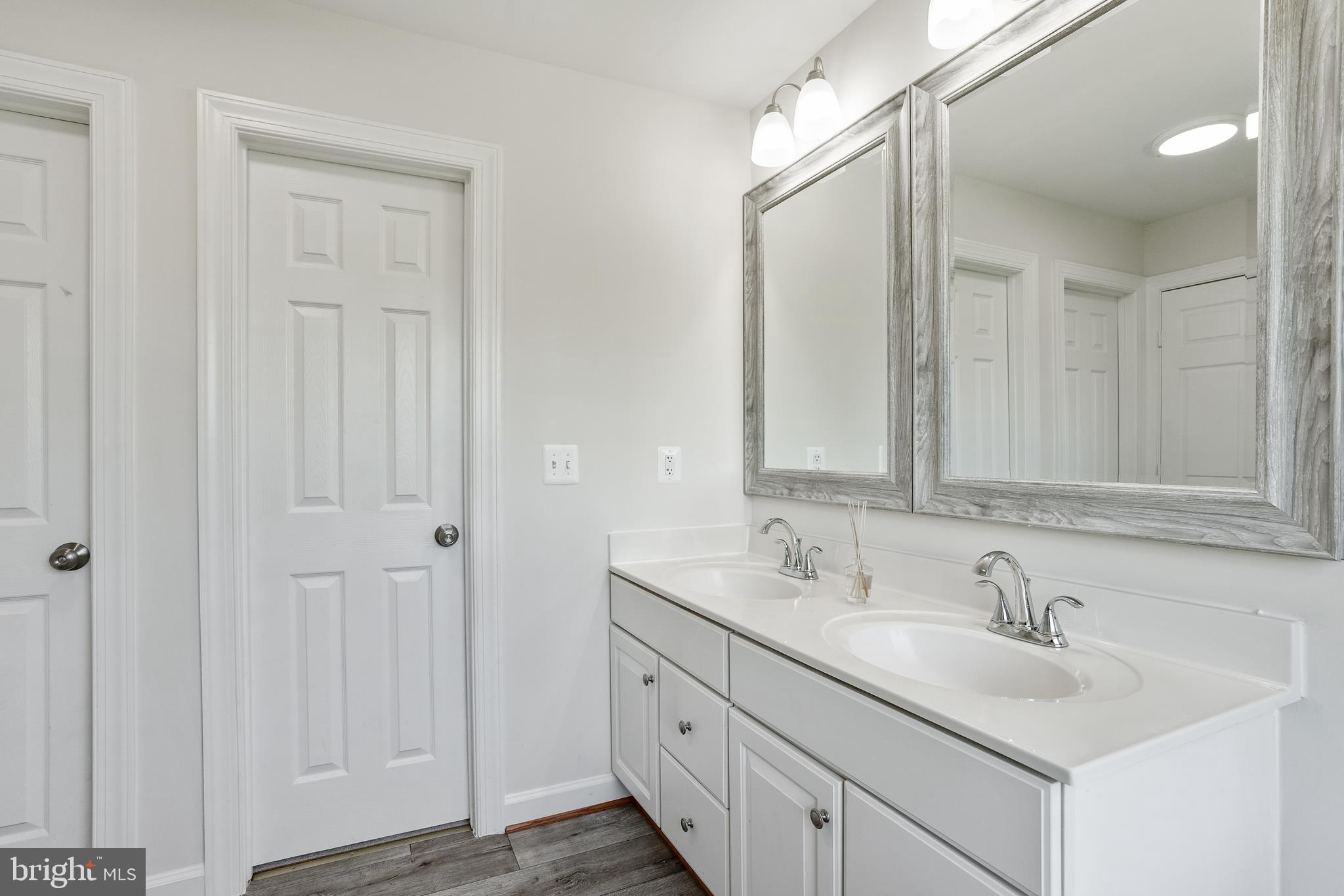 NEWPORT - Residential