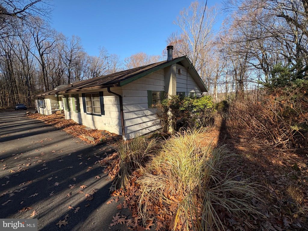 Photo of 37 Oak Lane, MALVERN, PA 19355 (MLS # PACT2114610)