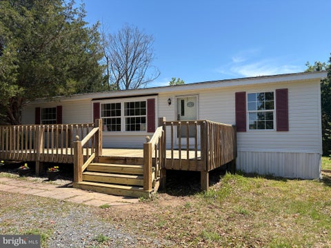 Mobile Home For Sale - 242 Rankin Lane<br/> BERKELEY SPRINGS, WV 25411