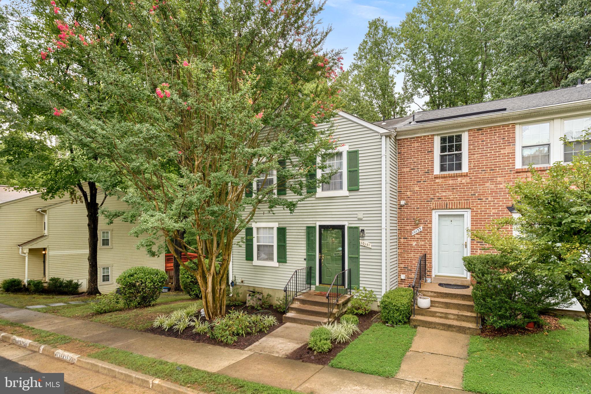 10131 WALNUT WOOD COURT
