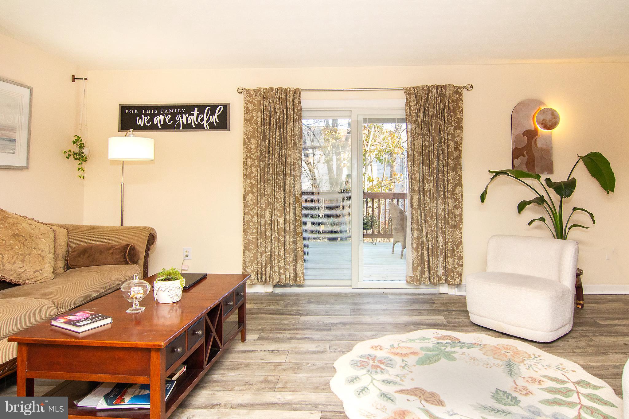 FURNACE HILLS - Residential