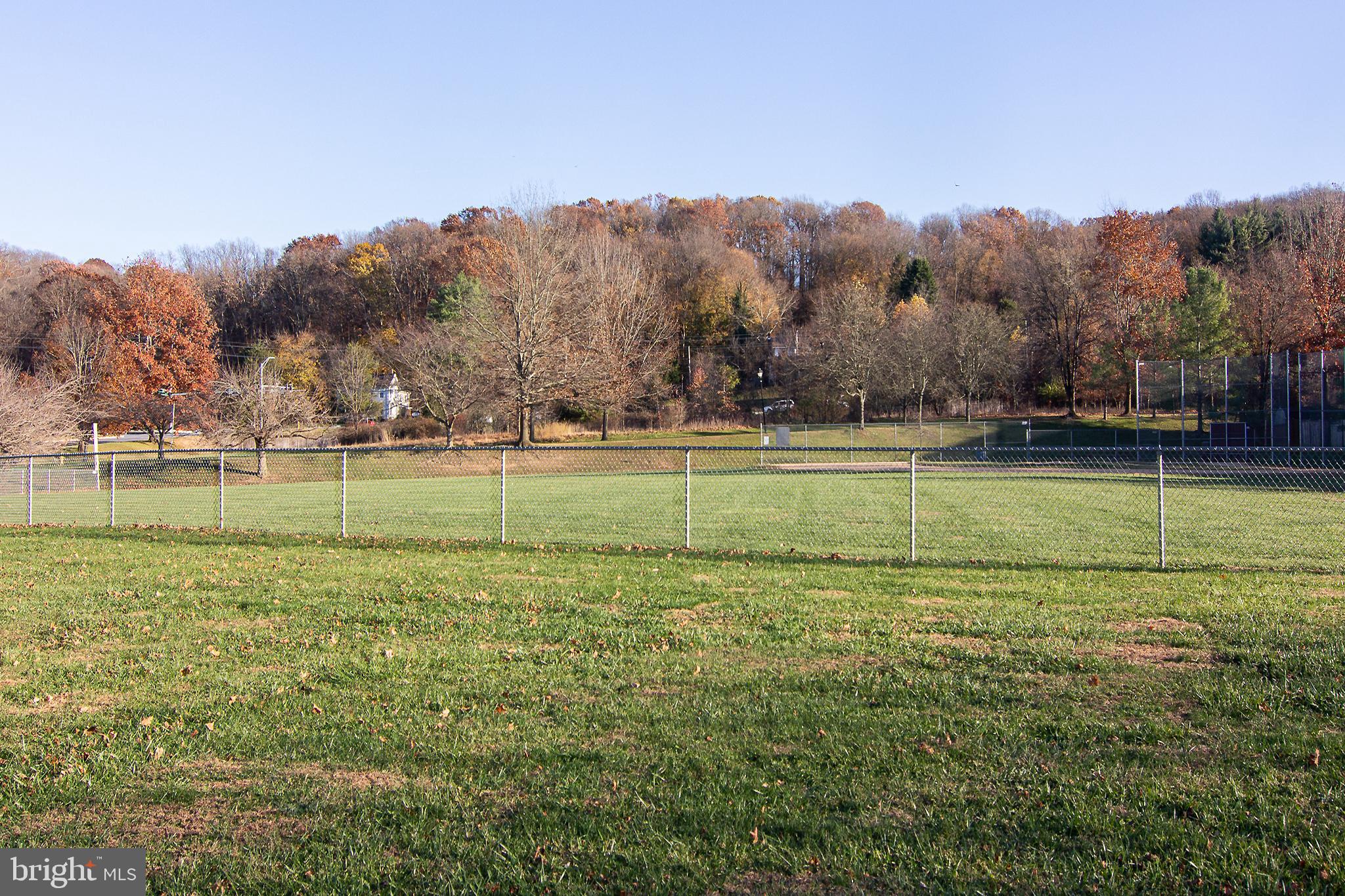 FURNACE HILLS - Residential