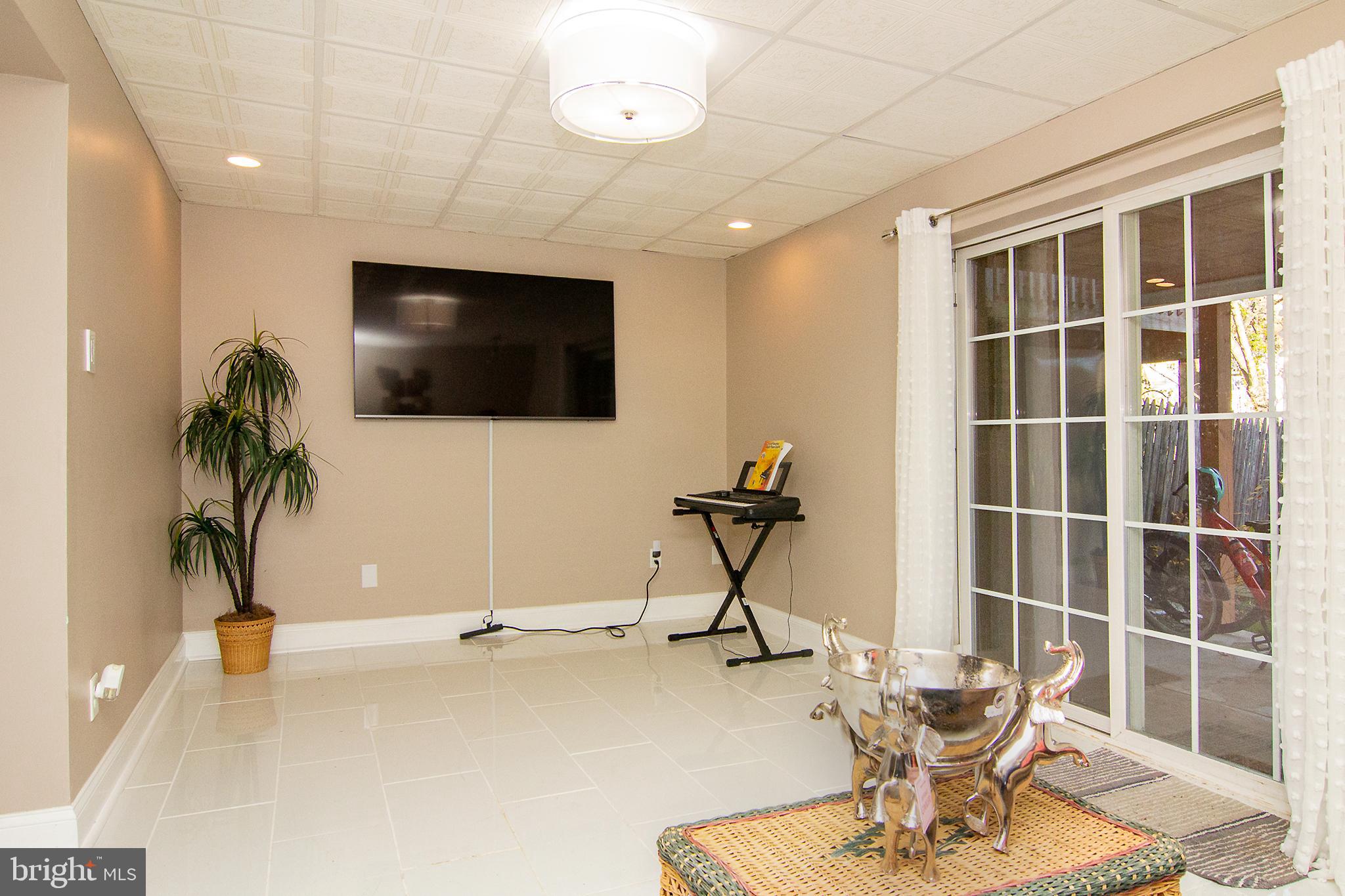 FURNACE HILLS - Residential