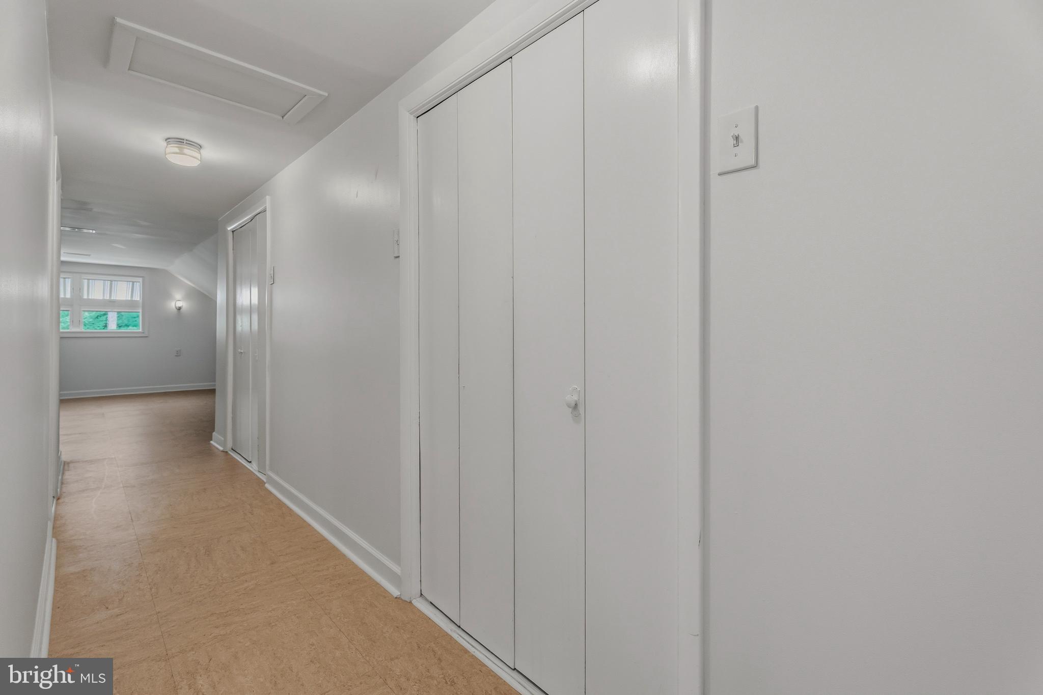 HAMPSTEAD - Residential