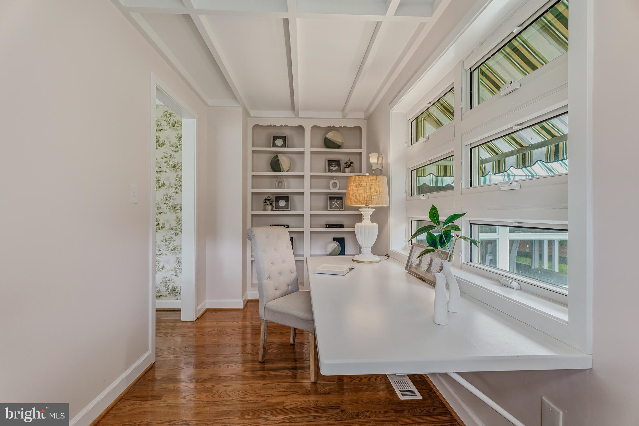 HAMPSTEAD - Residential