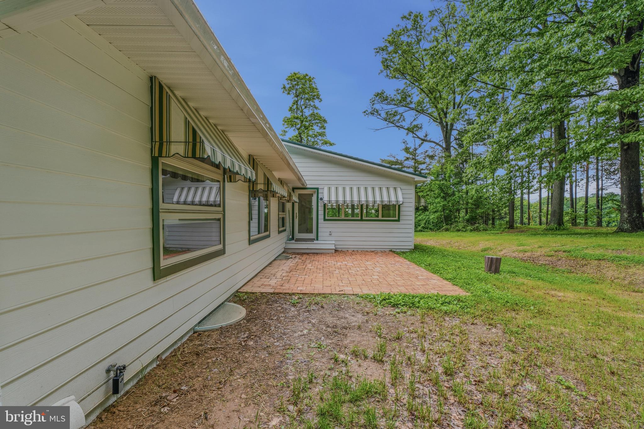 HAMPSTEAD - Residential