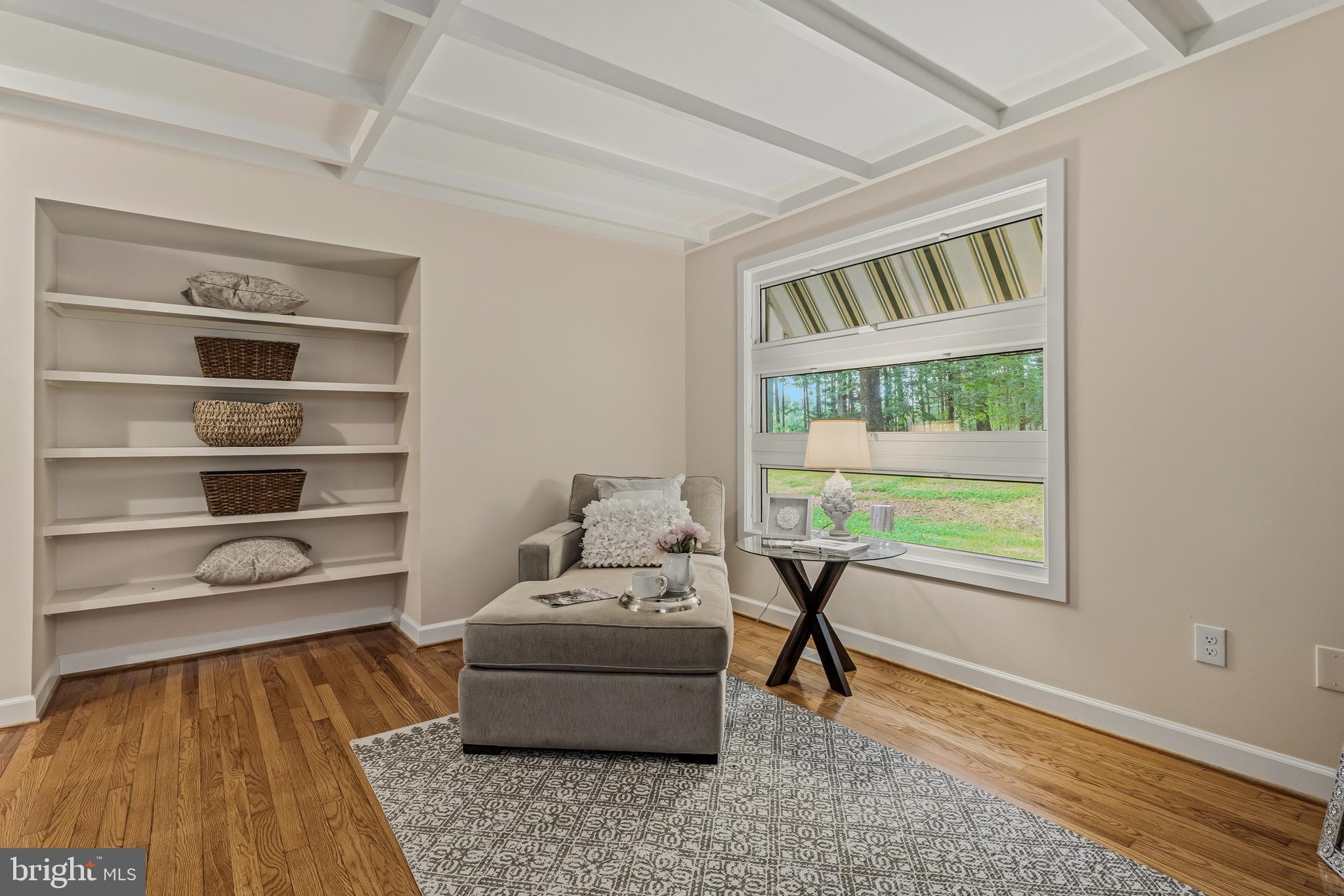 HAMPSTEAD - Residential