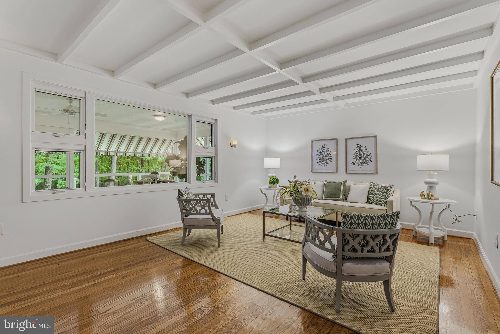 HAMPSTEAD - Residential