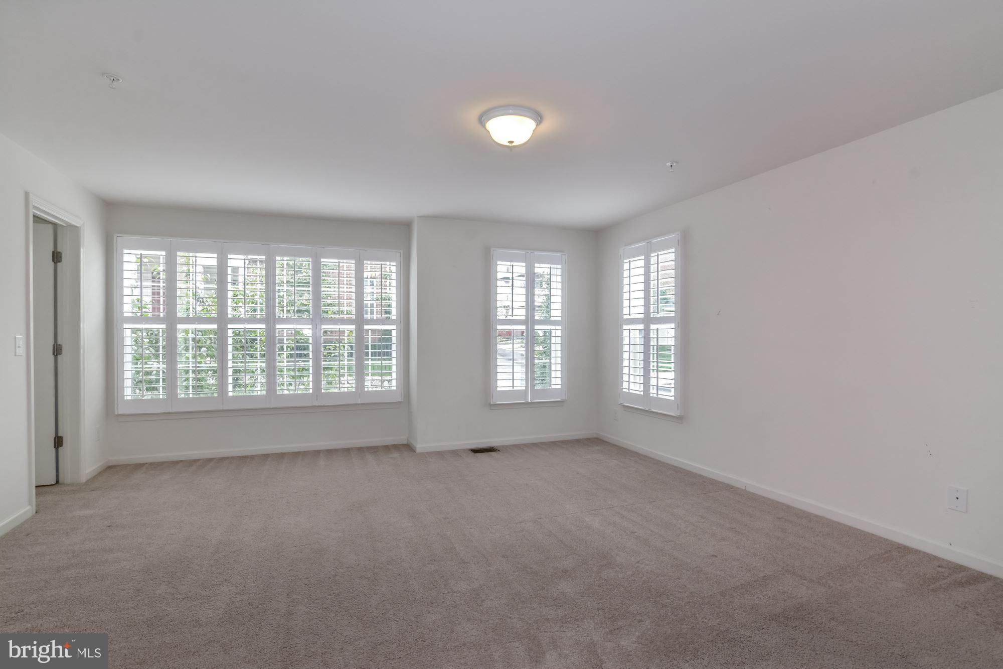 POTOMAC CLUB - Residential Lease