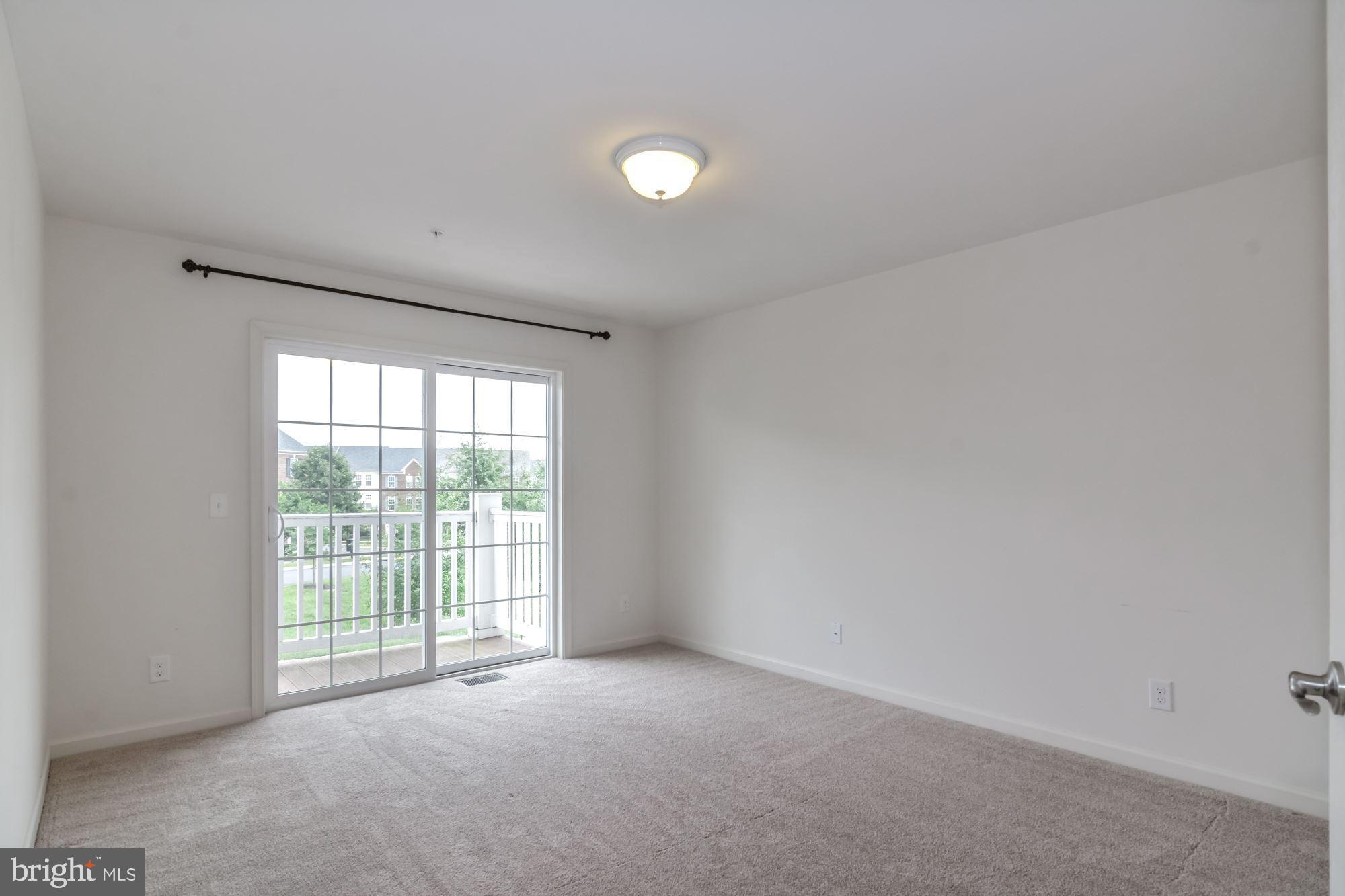 POTOMAC CLUB - Residential Lease