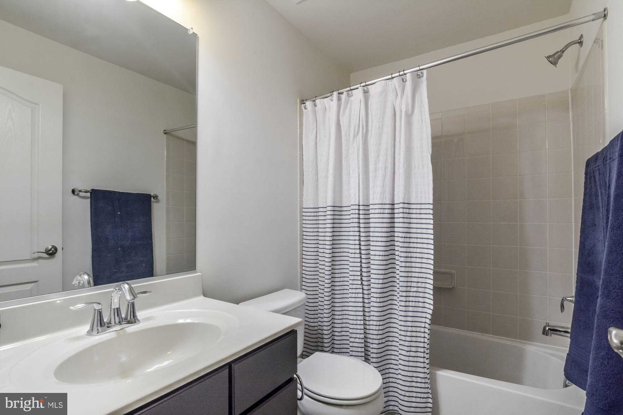 POTOMAC CLUB - Residential Lease