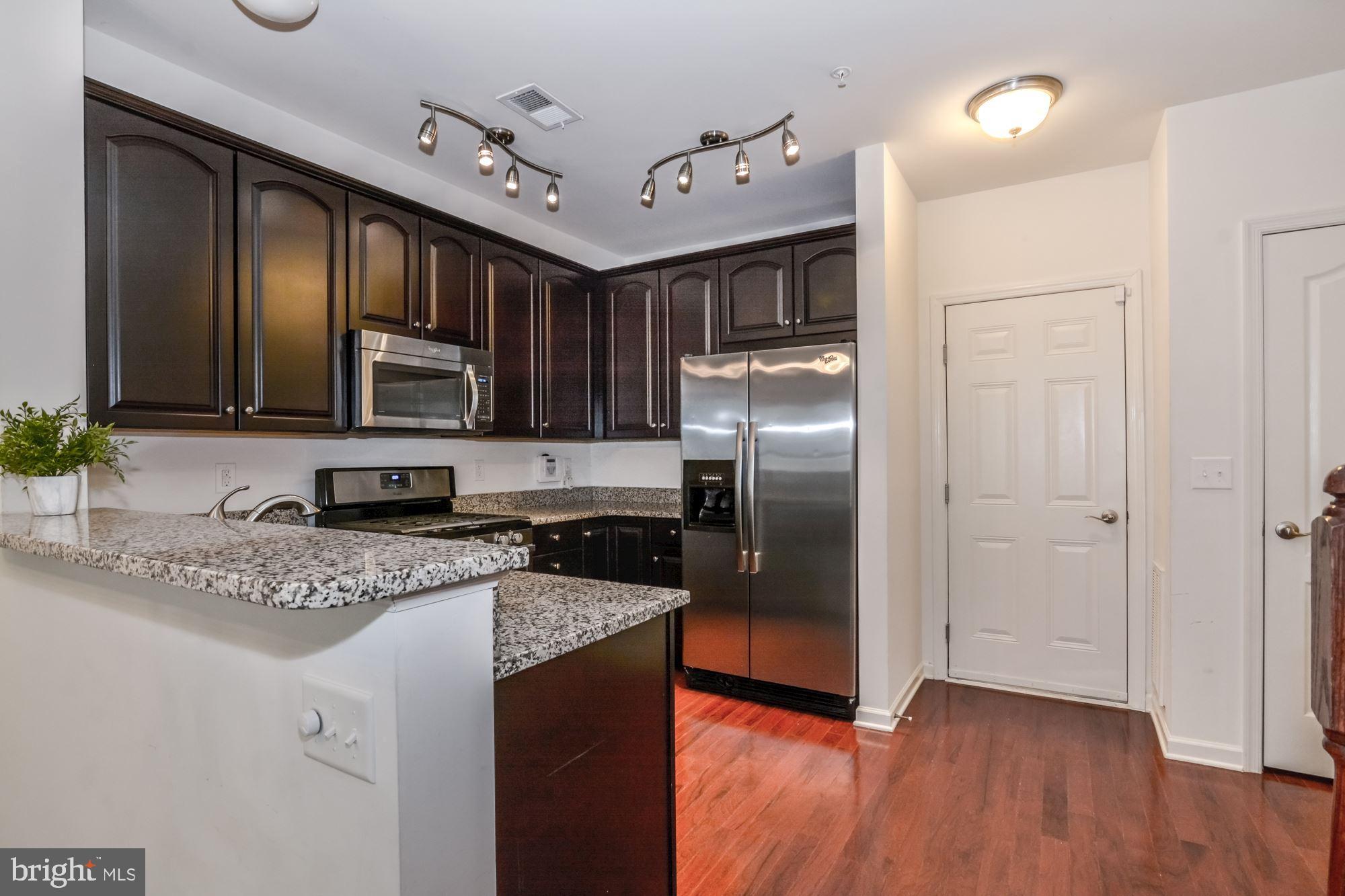 POTOMAC CLUB - Residential Lease