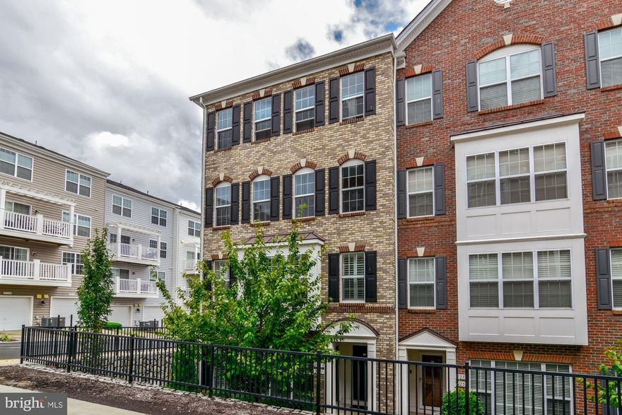 Beautiful move-in ready end unit with 3 large bedrooms, 2 1/2 bathrooms, brick-front, 3-level townhouse located in the exclusive Potomac Club gated community. Fabulous gourmet kitchen w/granite counter tops and stainless-steel appliances. Hardwood floors and garage. Conveniently located next to Stonebridge Shopping Center, near Potomac Mills, w/ easy access to I-95 and commuter lots.  Amenities include beautiful modern recreation center for parties, full size gym, rock climbing wall and playground. HOA/Condo fee, water, and sewer included in rent.  Pets on case by case basis.
