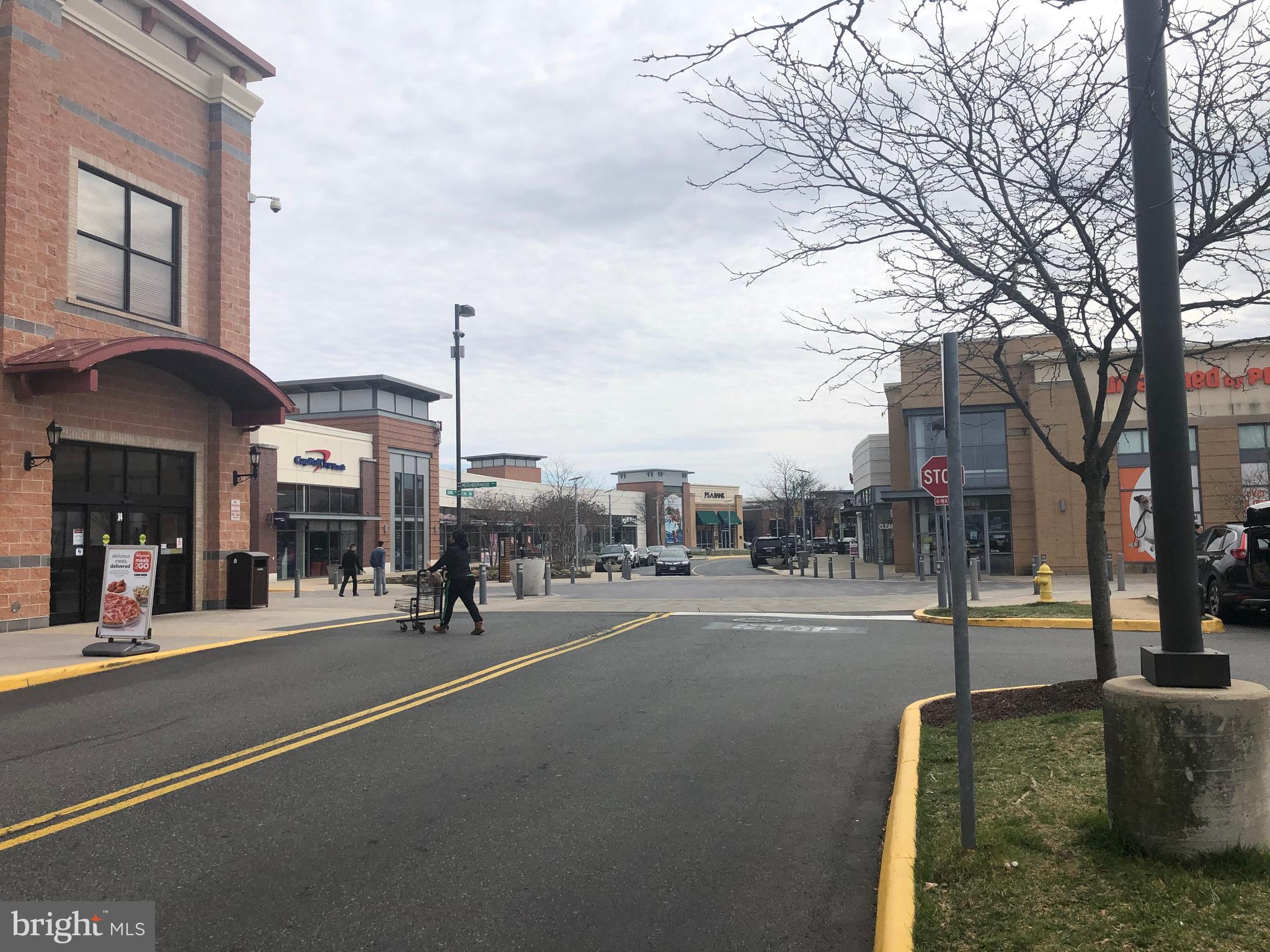 POTOMAC CLUB - Residential Lease