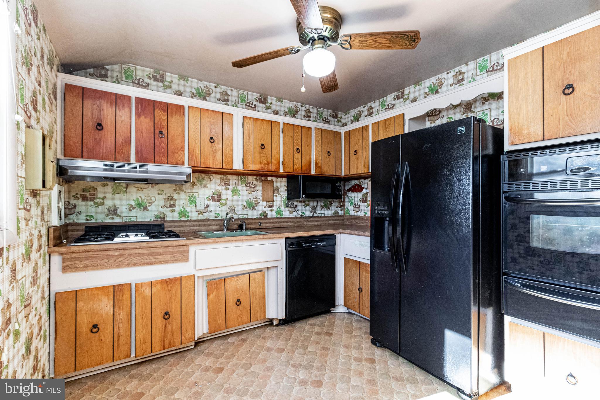 BIRCHWOOD CITY - Residential