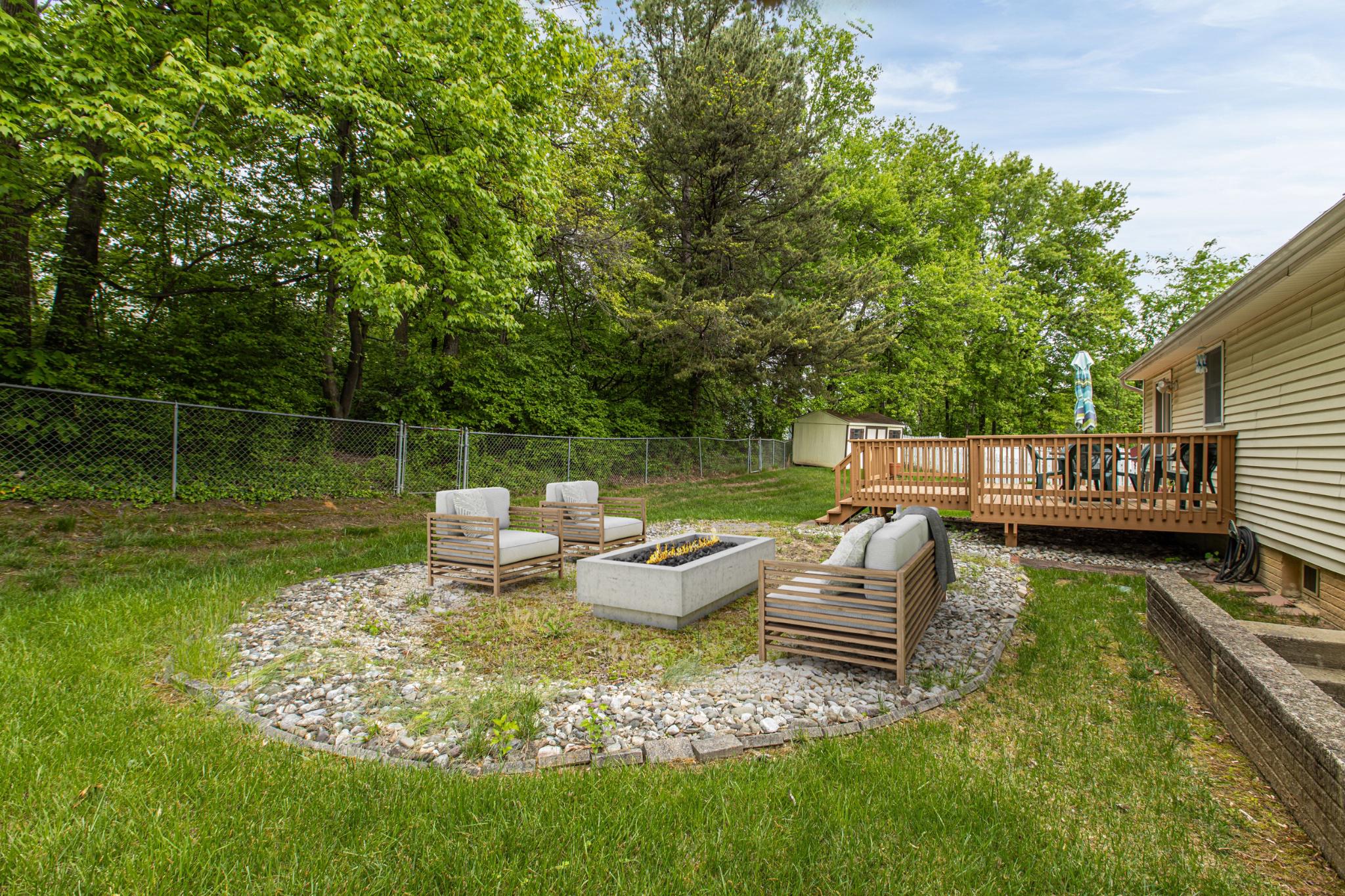 BLUEGRASS HEIGHTS - Residential