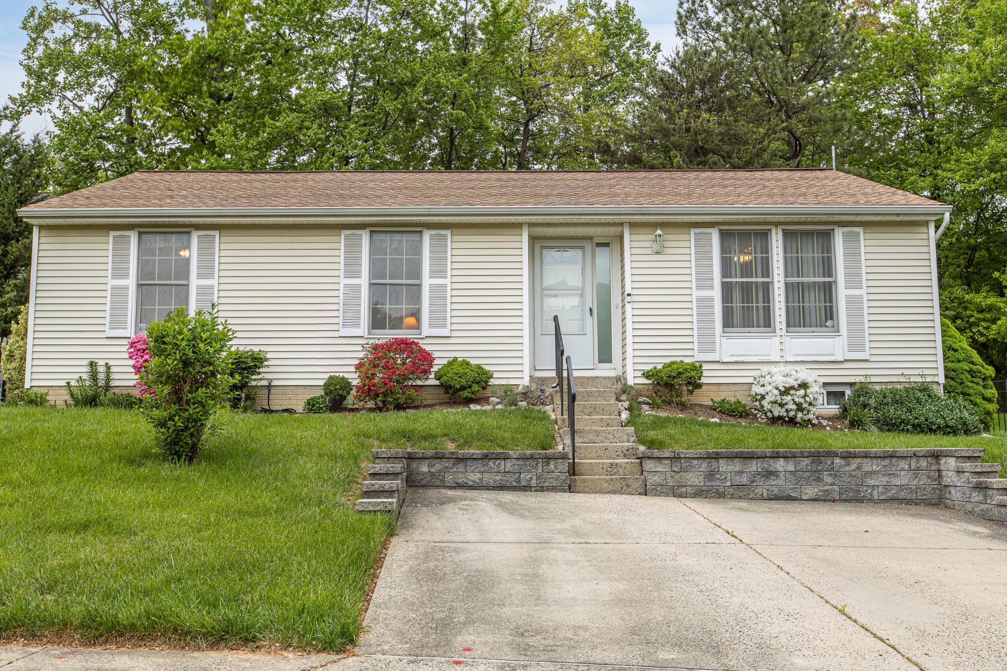 BLUEGRASS HEIGHTS - Residential