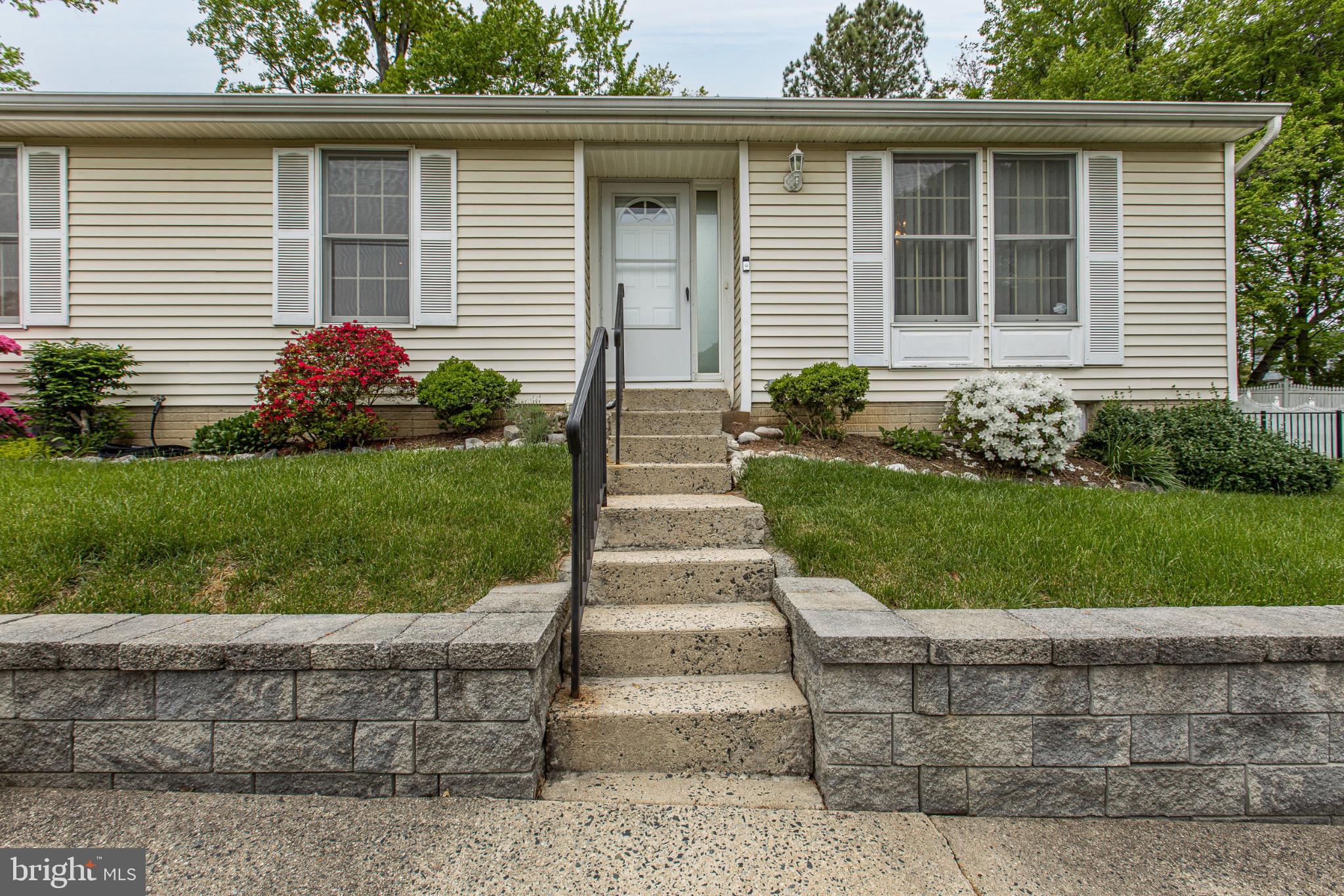 BLUEGRASS HEIGHTS - Residential