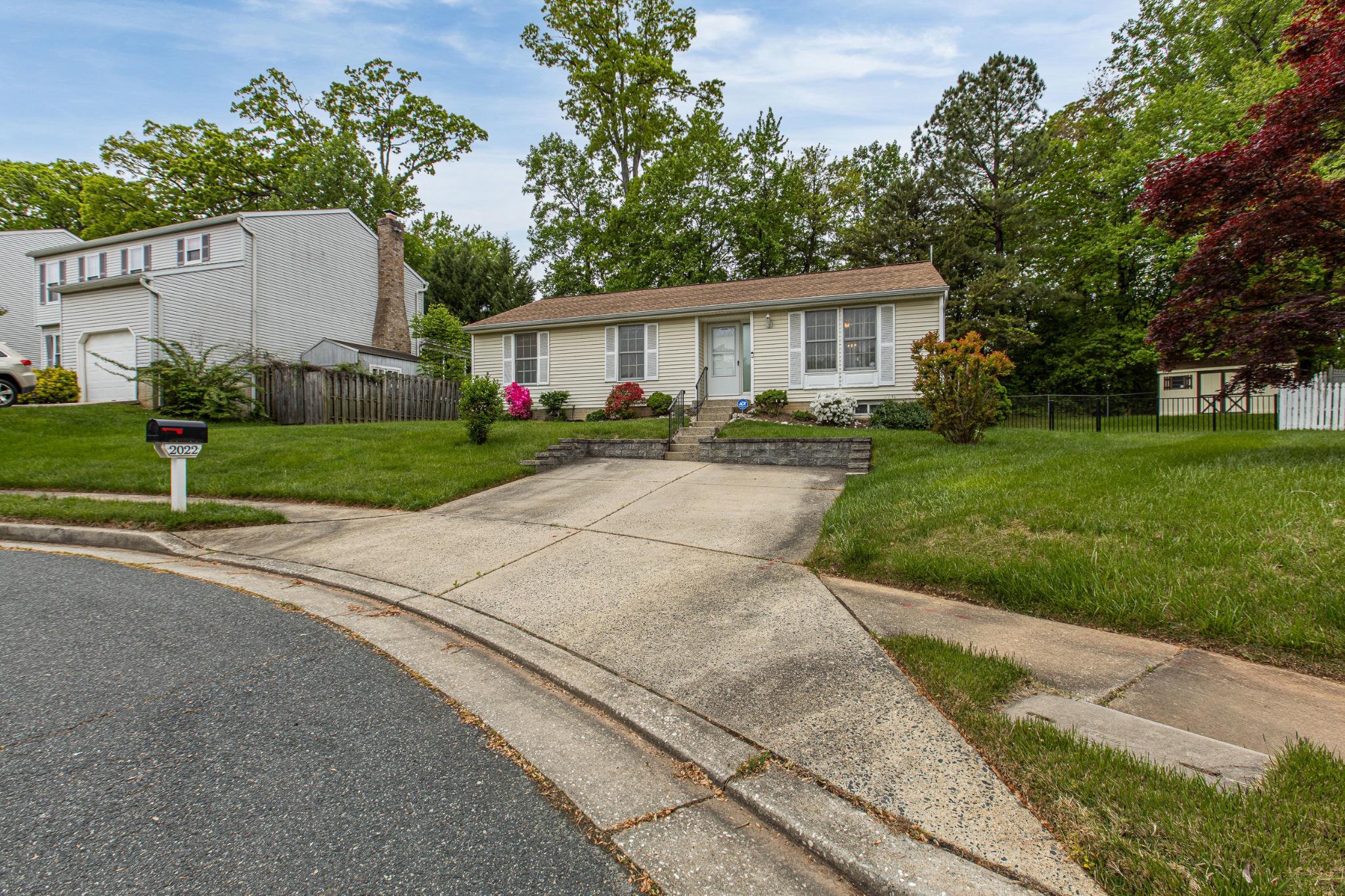 BLUEGRASS HEIGHTS - Residential