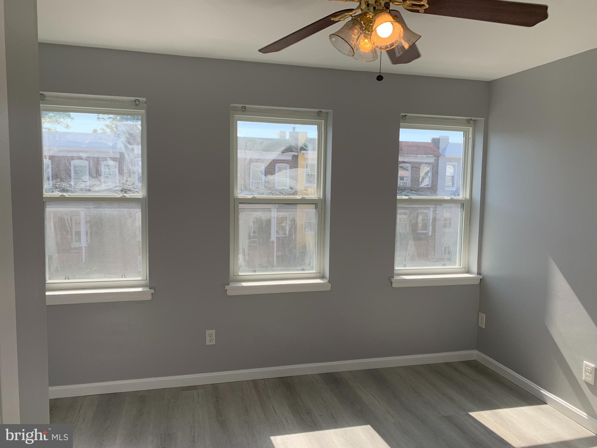 EVERGREEN LAWN - Residential