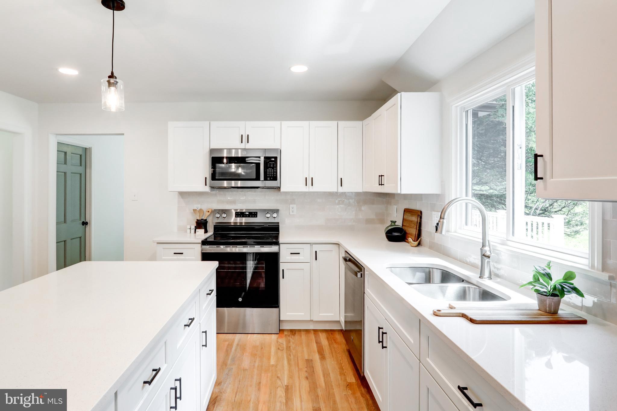 PEACH MILL ESTATES - Residential